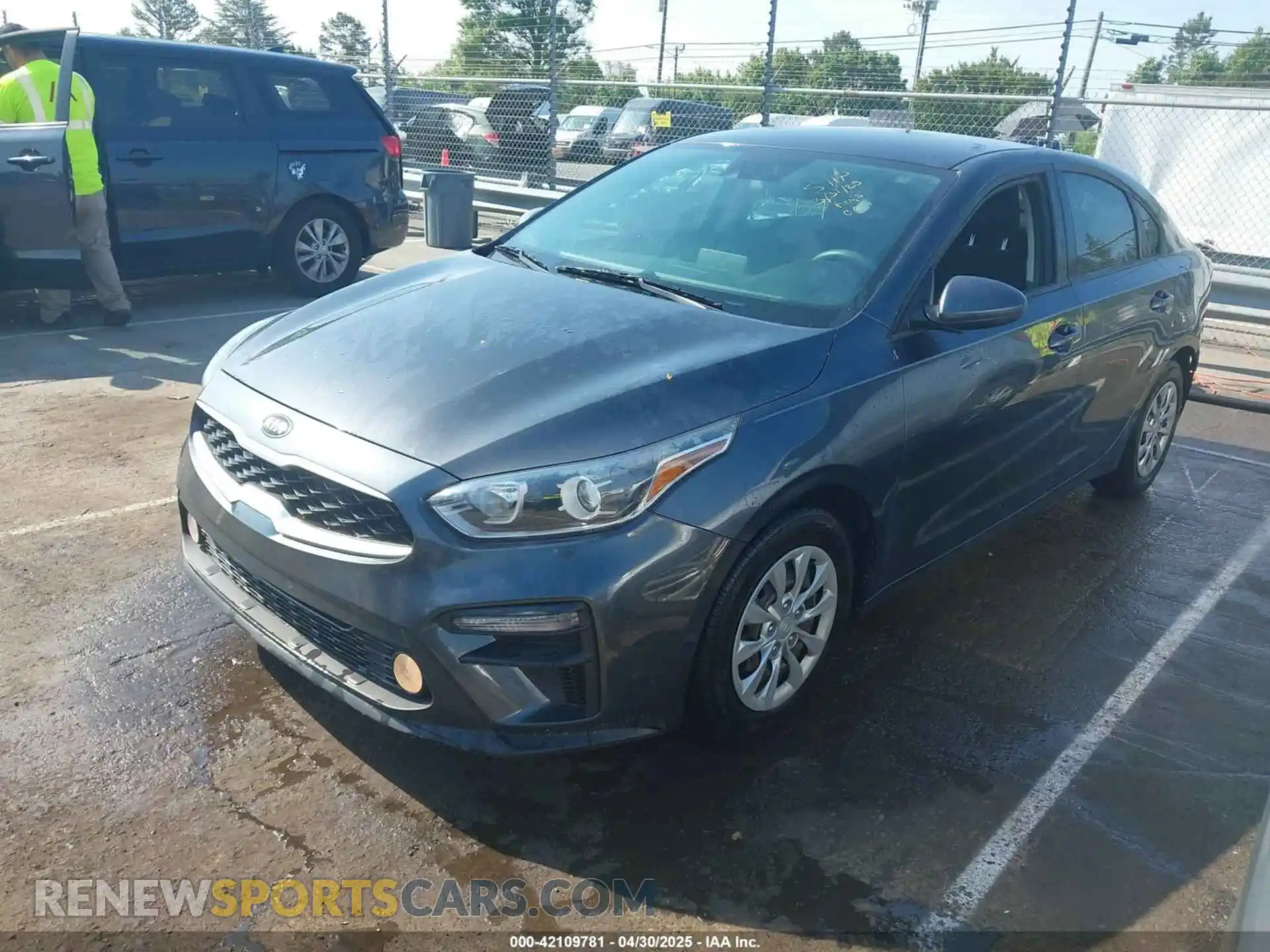 2 Photograph of a damaged car 3KPF24AD0ME322311 KIA FORTE 2021