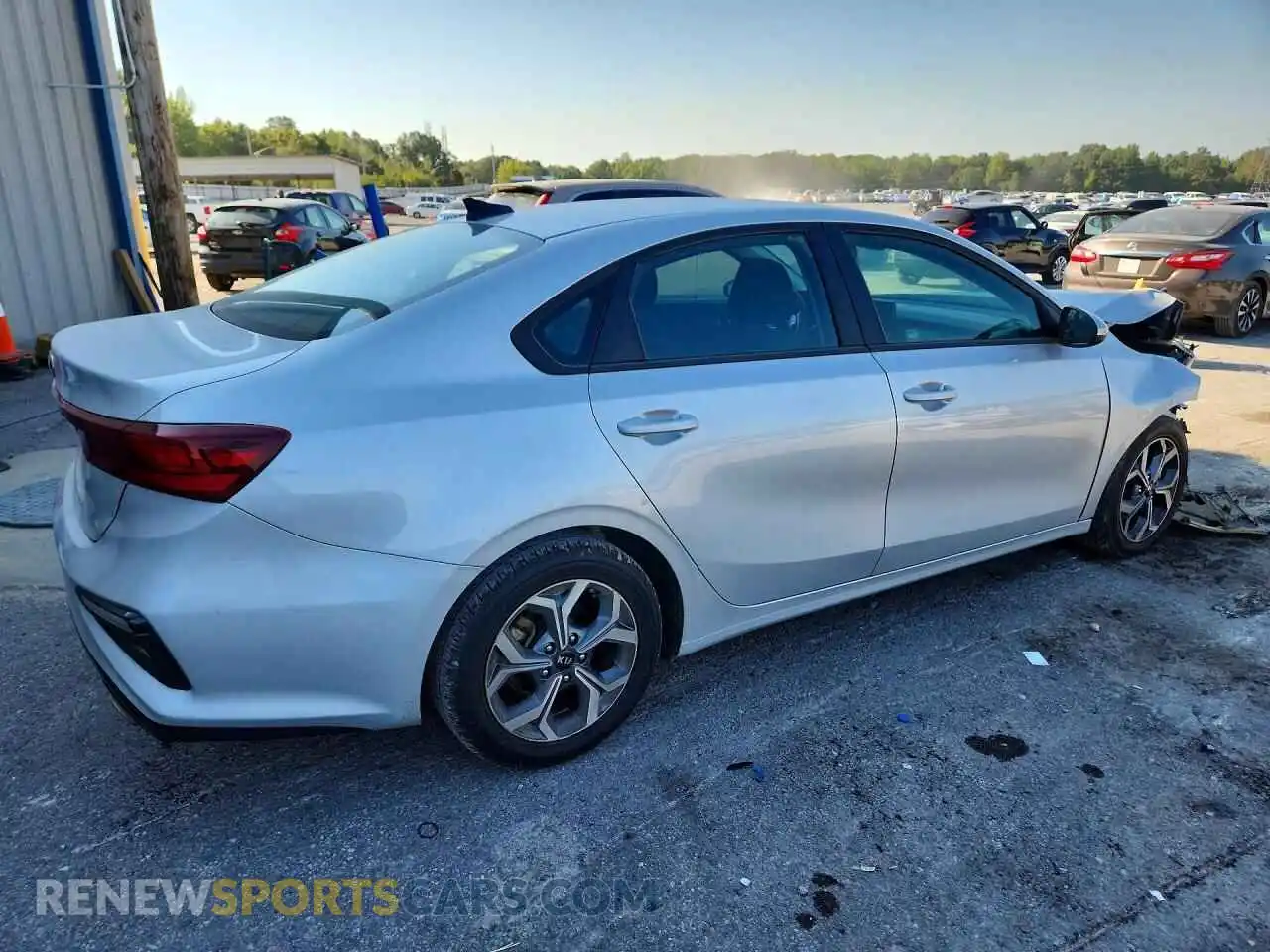3 Photograph of a damaged car 3KPF24AD0ME338346 KIA FORTE 2021