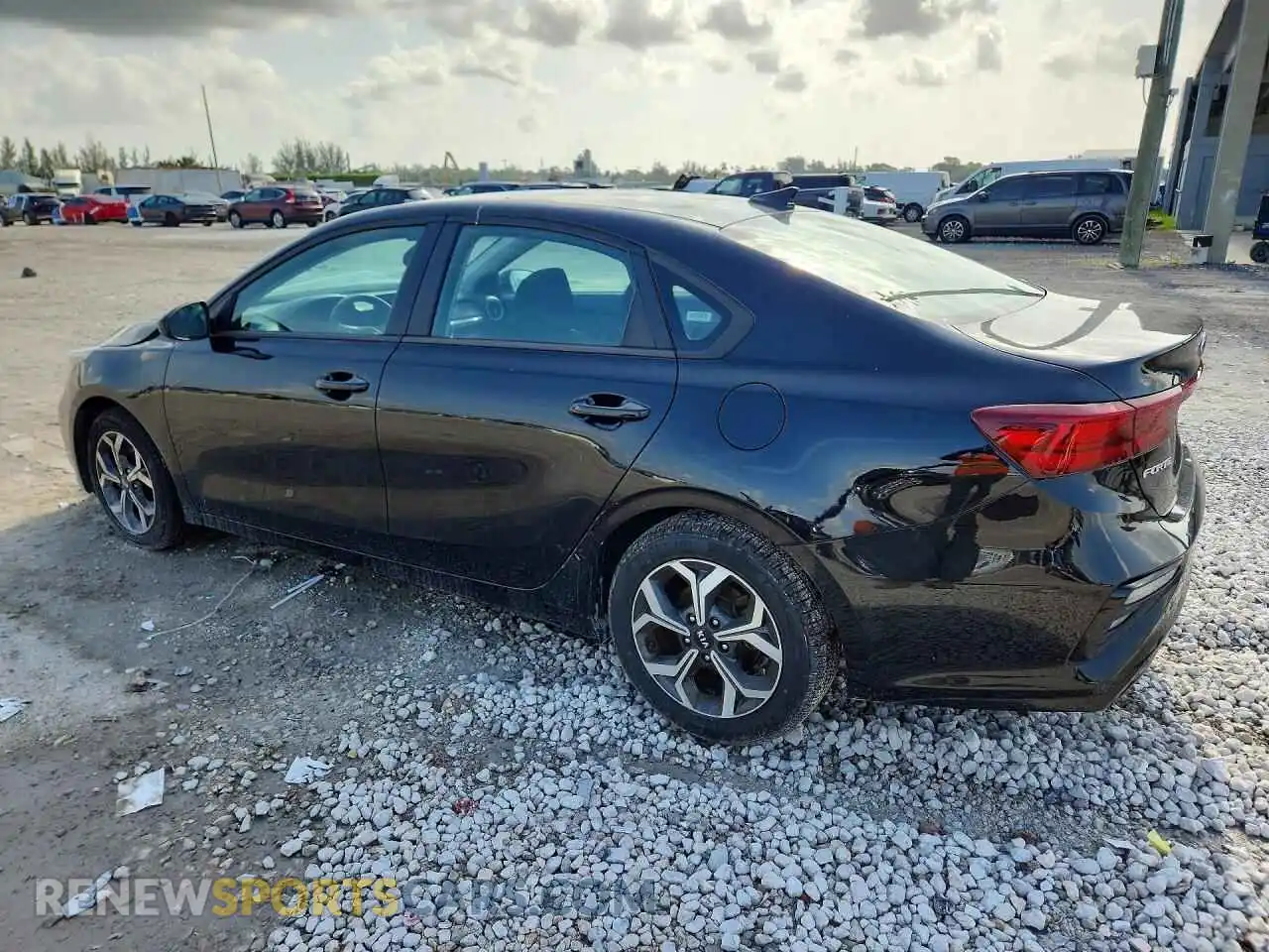 2 Photograph of a damaged car 3KPF24AD0ME346561 KIA FORTE 2021