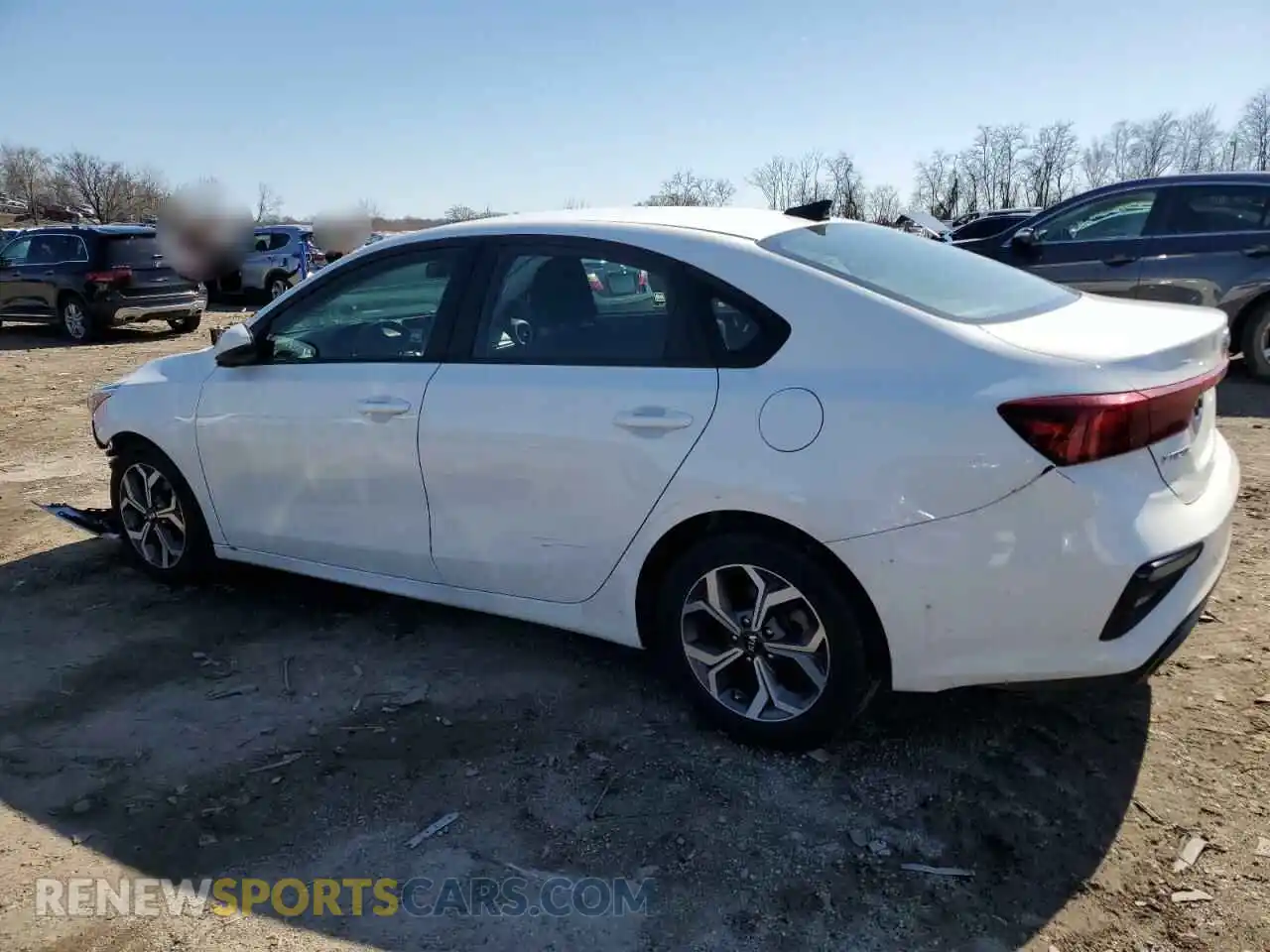2 fotografías del automóvil dañado 3KPF24AD0ME354627 KIA FORTE 2021