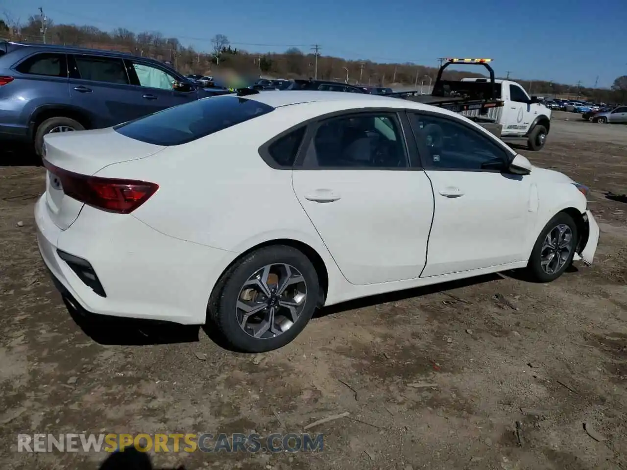 3 fotografías del automóvil dañado 3KPF24AD0ME354627 KIA FORTE 2021