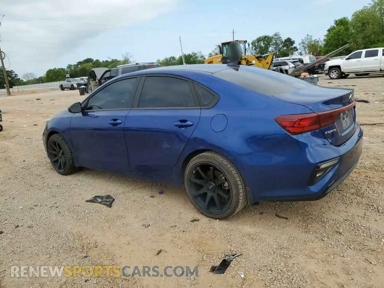 2 fotografías del automóvil dañado 3KPF24AD0ME360167 KIA FORTE 2021