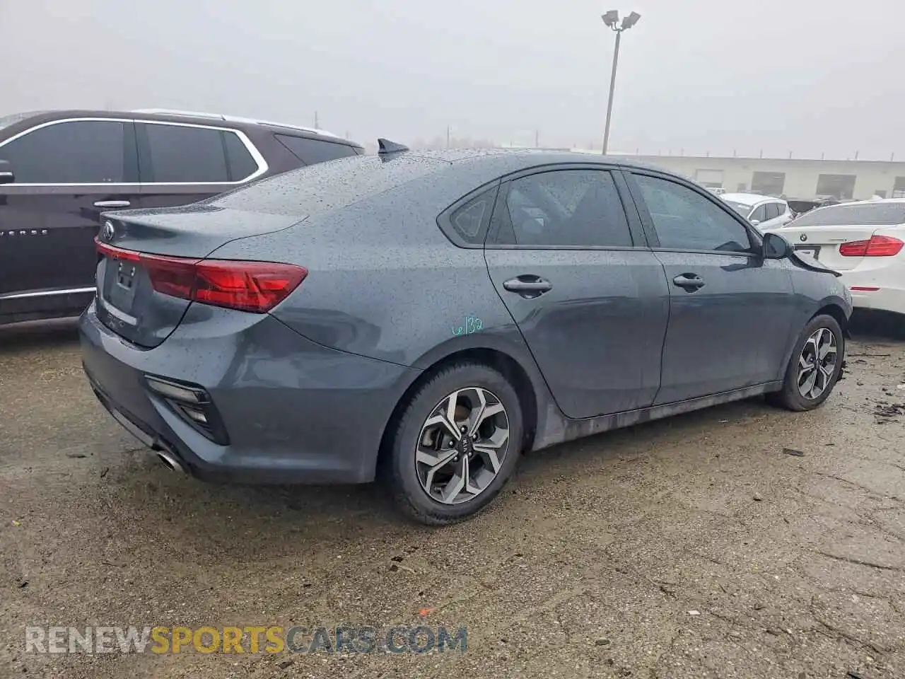 3 Photograph of a damaged car 3KPF24AD0ME360864 KIA FORTE 2021