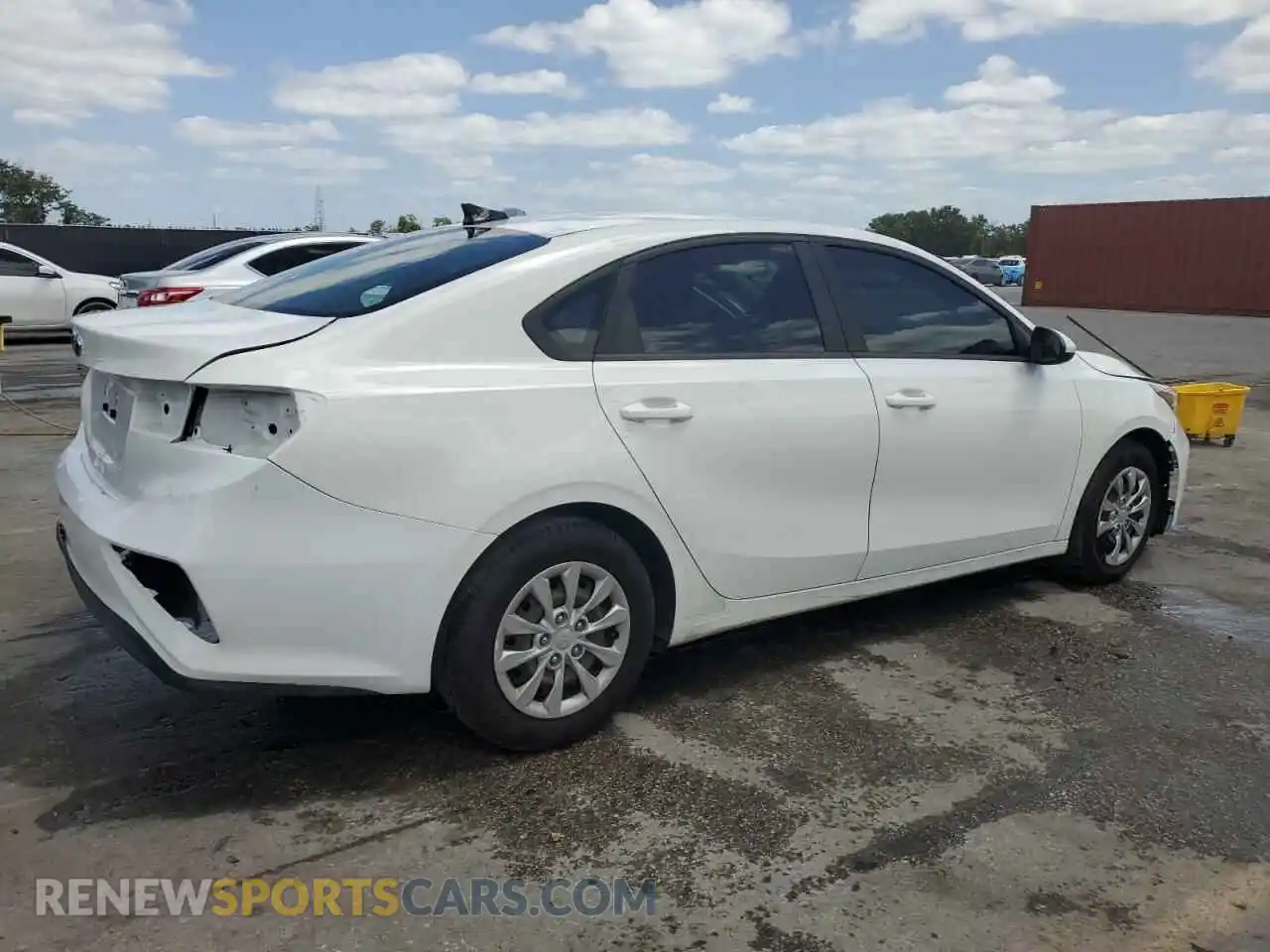 3 Photograph of a damaged car 3KPF24AD0ME362078 KIA FORTE 2021