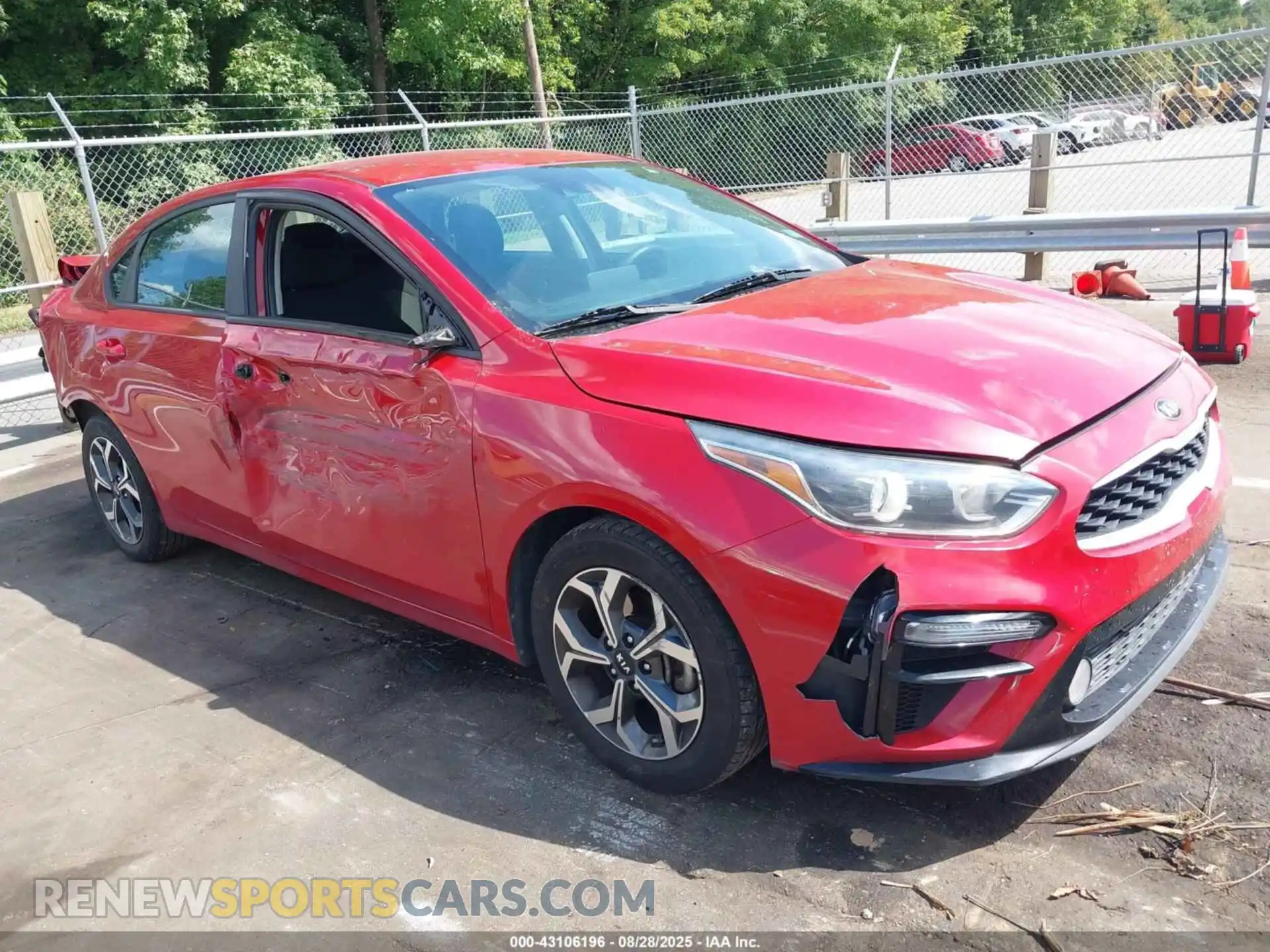 1 Photograph of a damaged car 3KPF24AD1ME269232 KIA FORTE 2021
