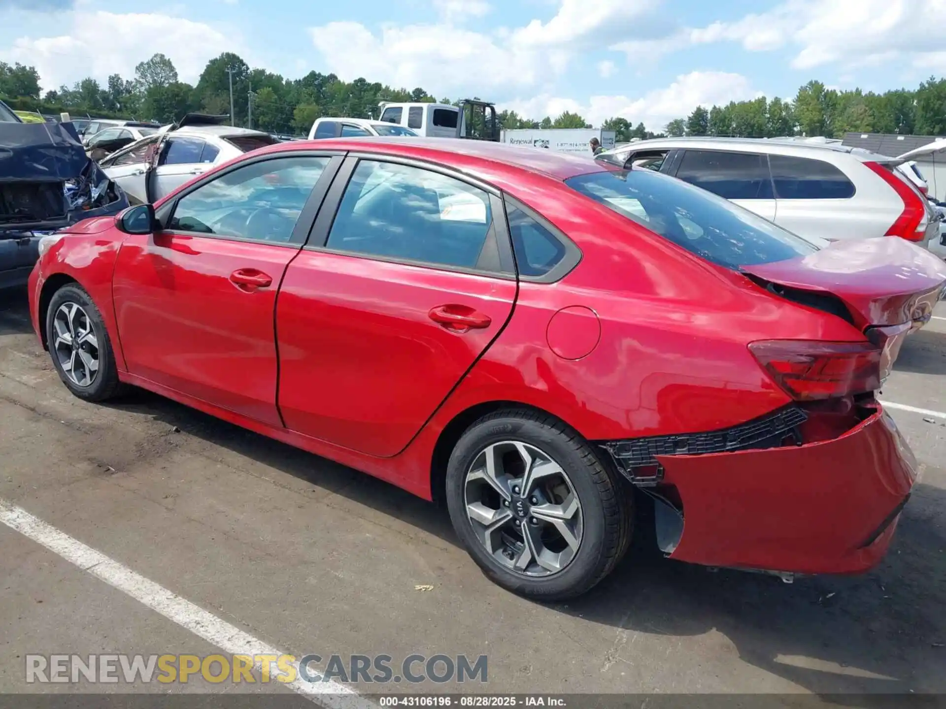 3 Photograph of a damaged car 3KPF24AD1ME269232 KIA FORTE 2021