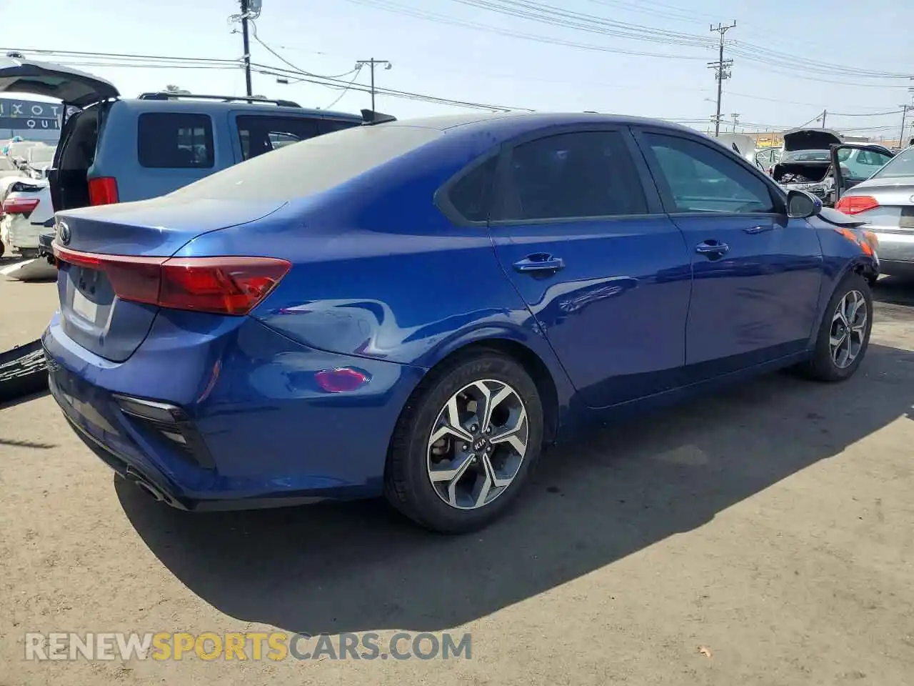 3 Photograph of a damaged car 3KPF24AD1ME272101 KIA FORTE 2021