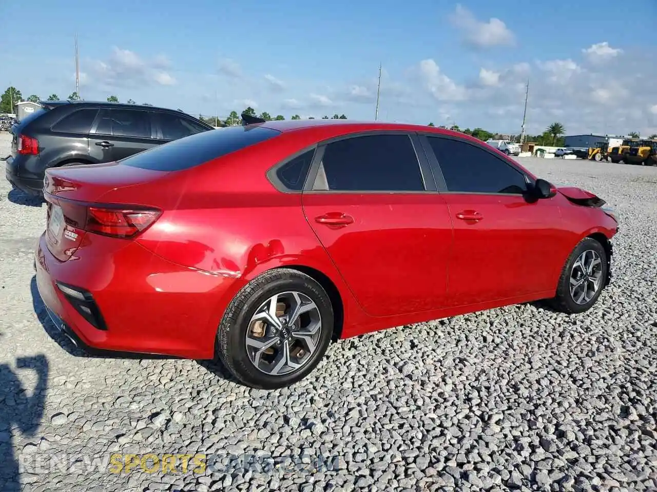 3 Фотография поврежденного автомобиля 3KPF24AD1ME311351 KIA FORTE 2021
