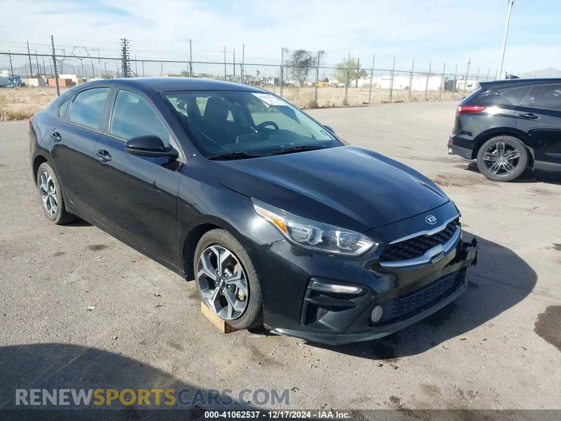 1 Photograph of a damaged car 3KPF24AD1ME335813 KIA FORTE 2021