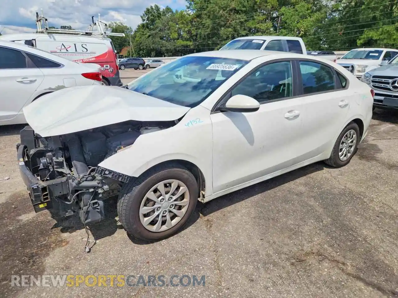 1 Фотография поврежденного автомобиля 3KPF24AD1ME339716 KIA FORTE 2021