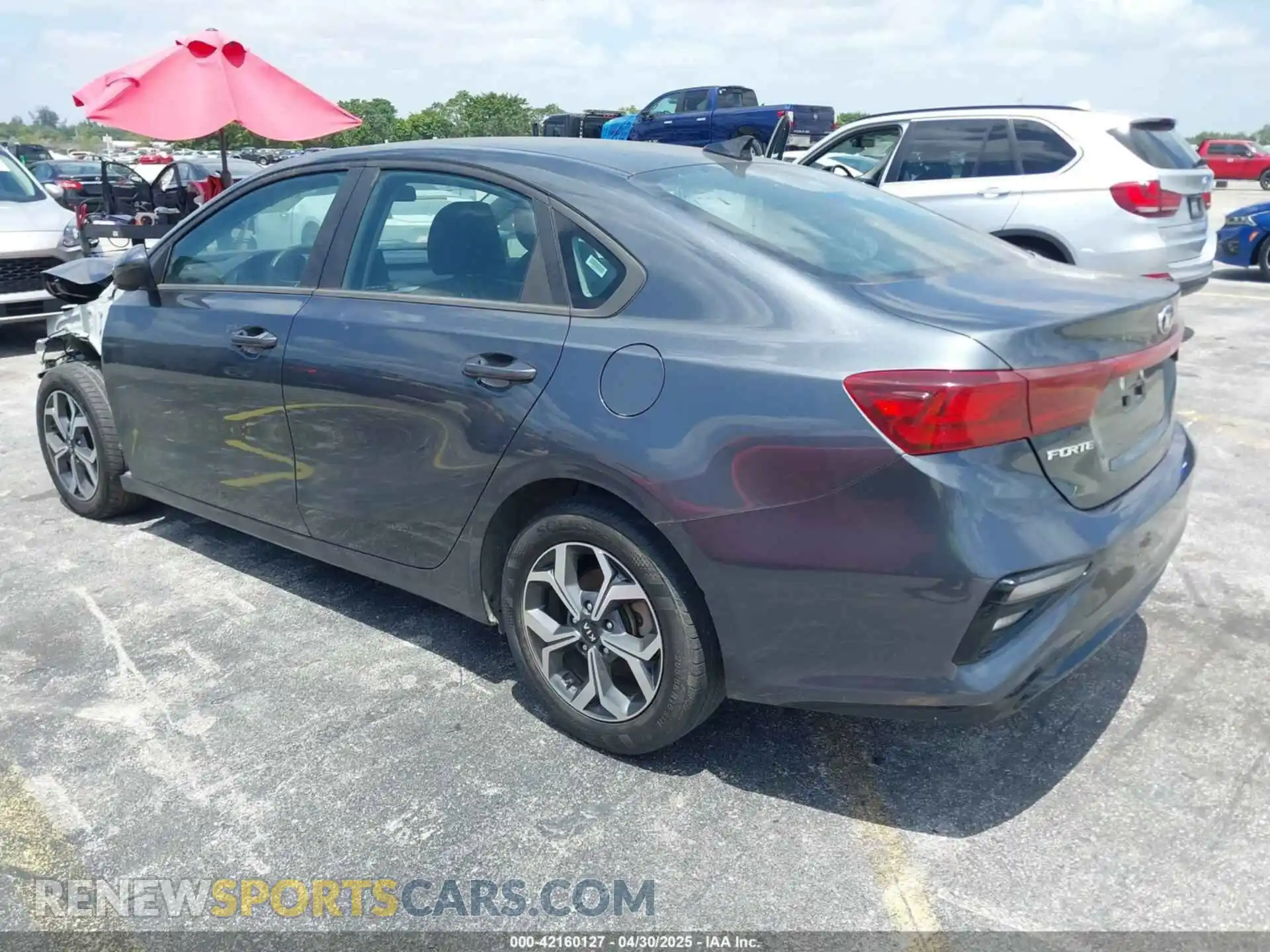 3 Photograph of a damaged car 3KPF24AD1ME353955 KIA FORTE 2021