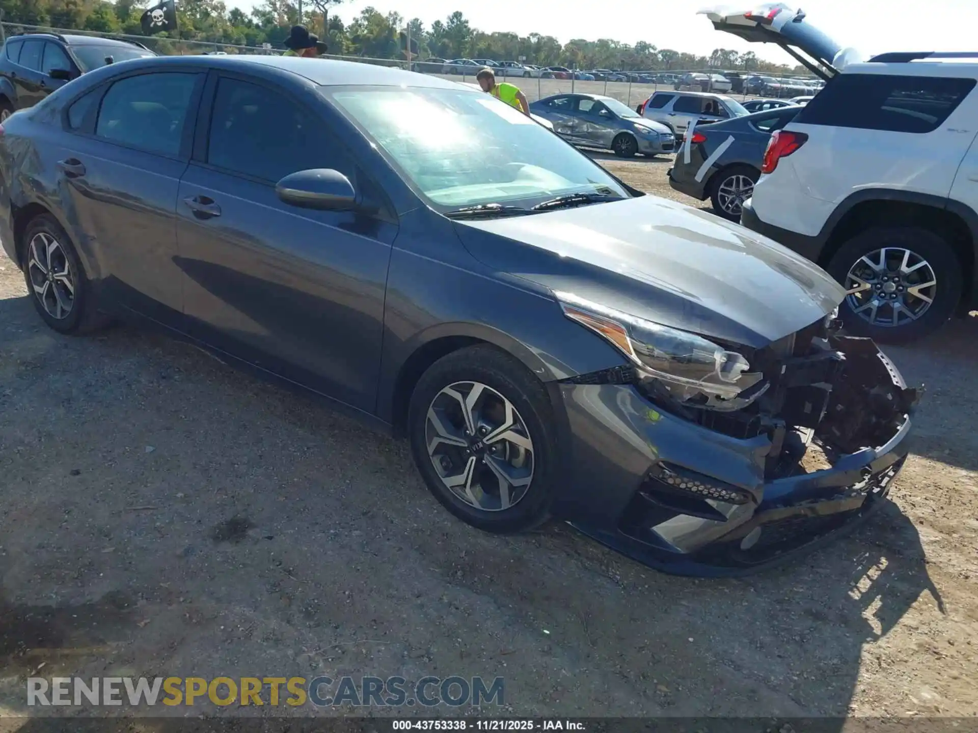 1 Photograph of a damaged car 3KPF24AD1ME356886 KIA FORTE 2021