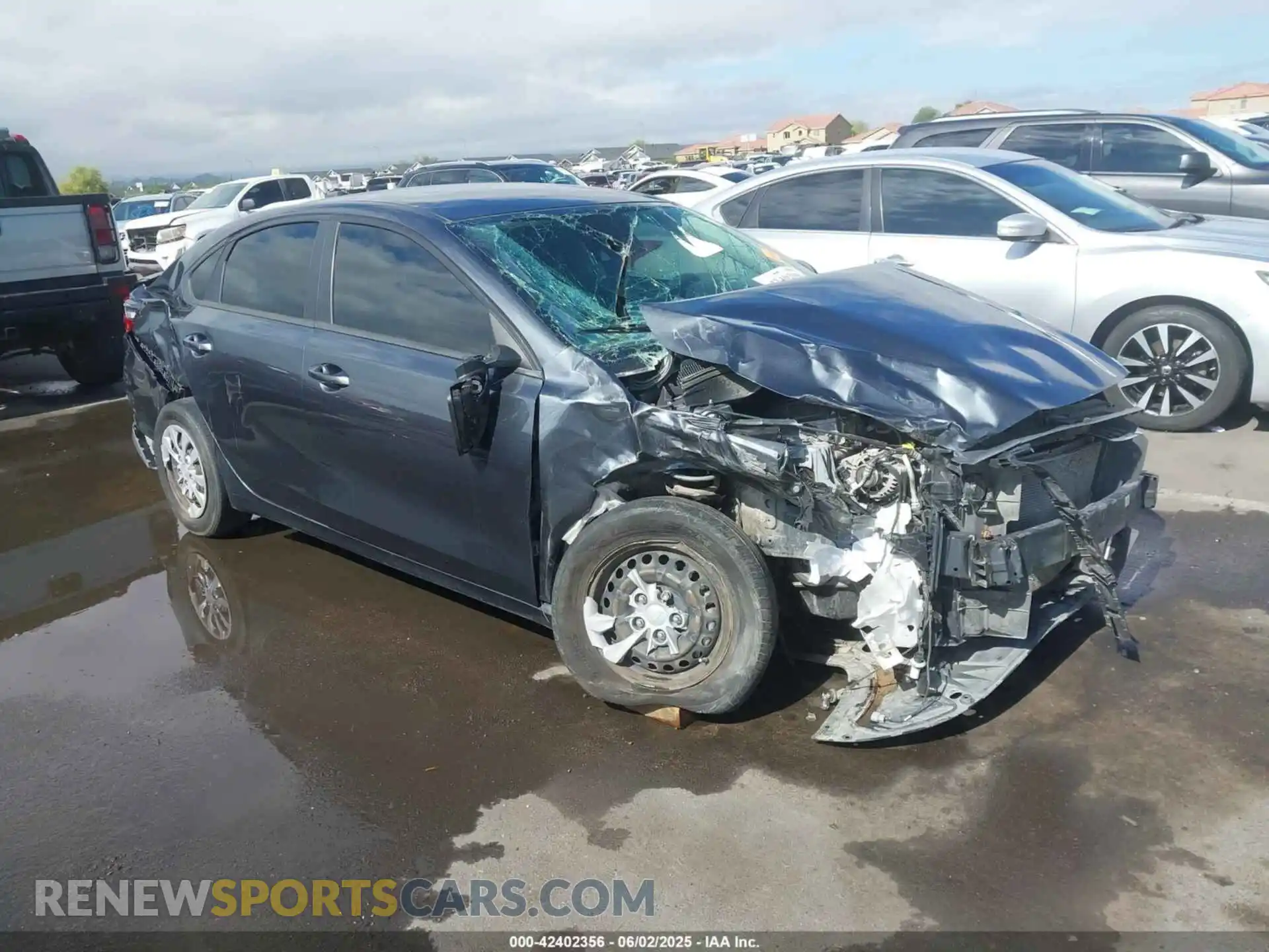 1 Фотография поврежденного автомобиля 3KPF24AD1ME357570 KIA FORTE 2021