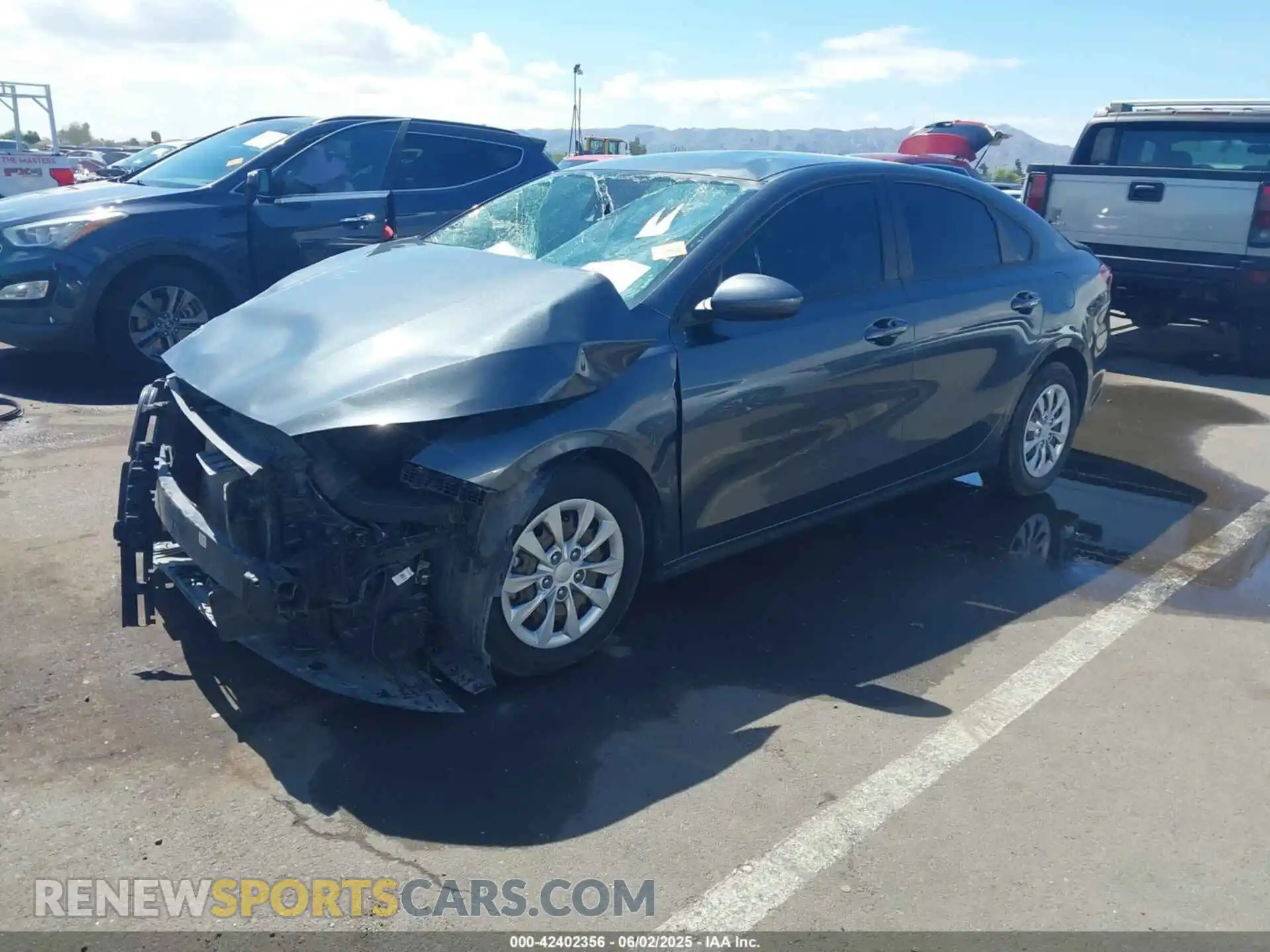 2 Фотография поврежденного автомобиля 3KPF24AD1ME357570 KIA FORTE 2021