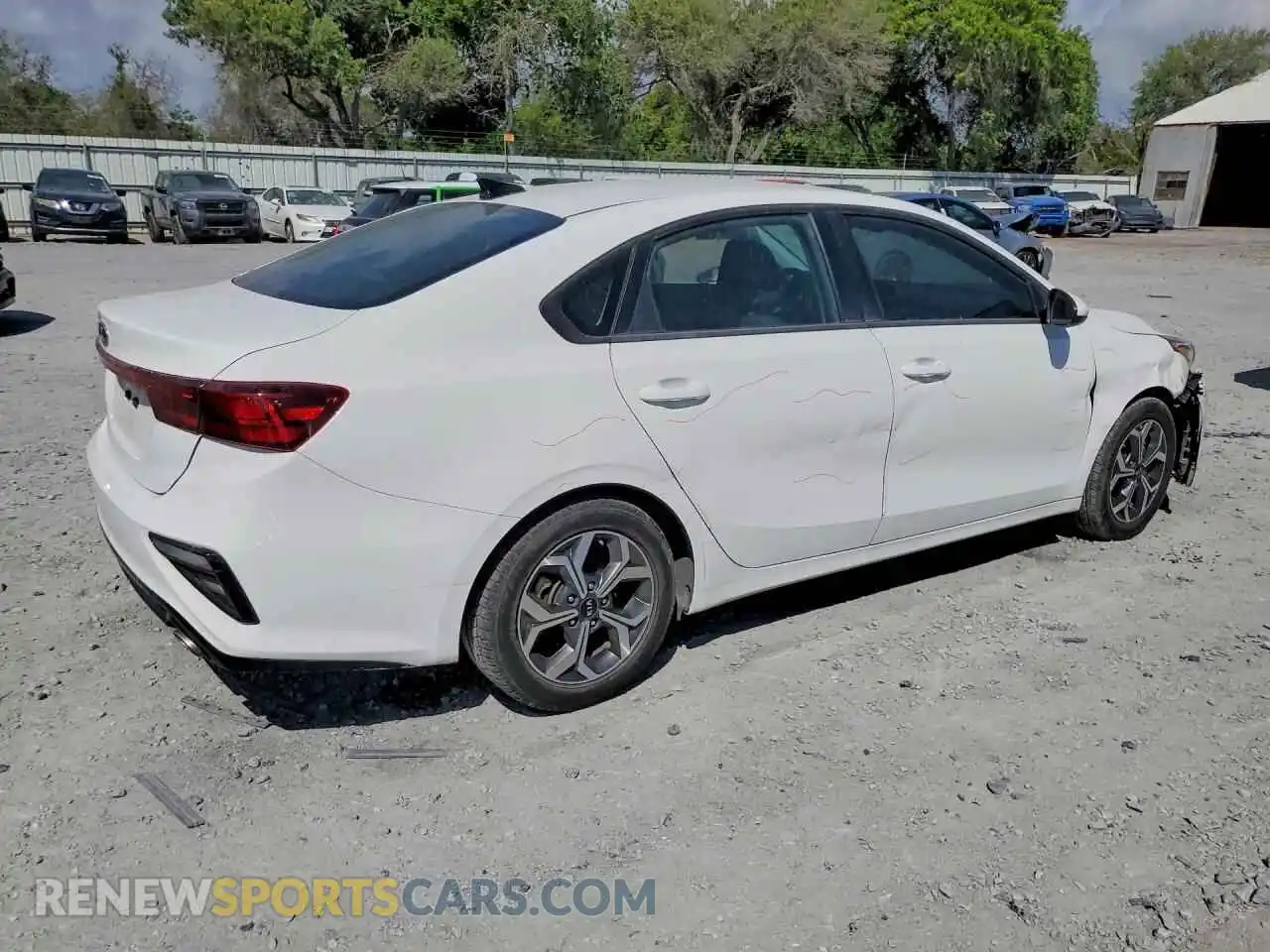 3 Photograph of a damaged car 3KPF24AD1ME361781 KIA FORTE 2021