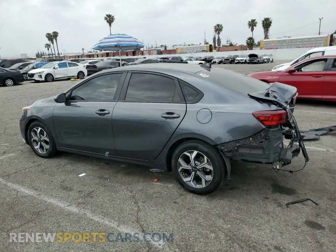 2 Фотография поврежденного автомобиля 3KPF24AD1ME373557 KIA FORTE 2021