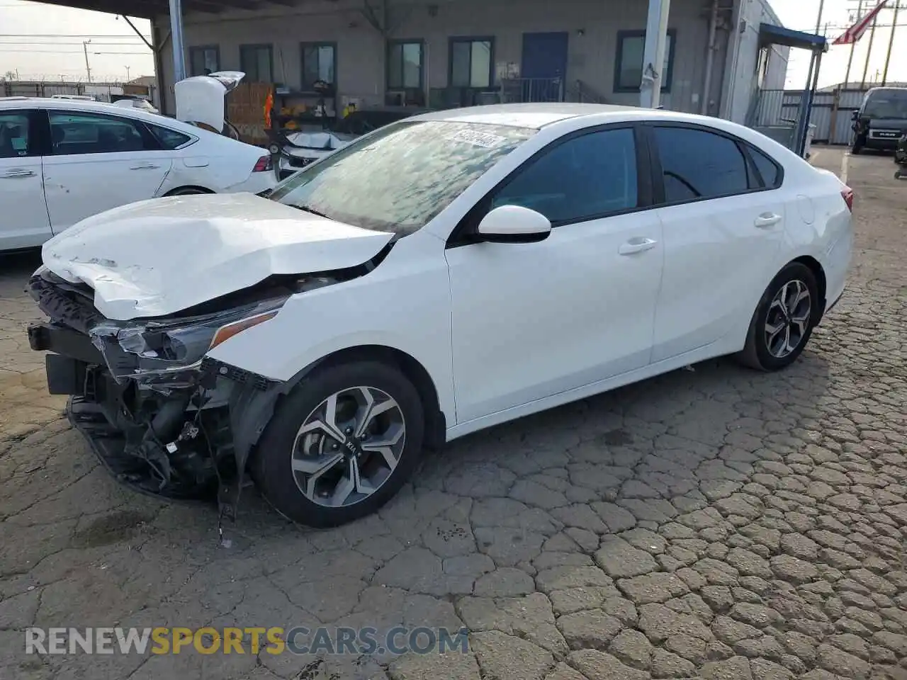 1 Photograph of a damaged car 3KPF24AD1ME391220 KIA FORTE 2021