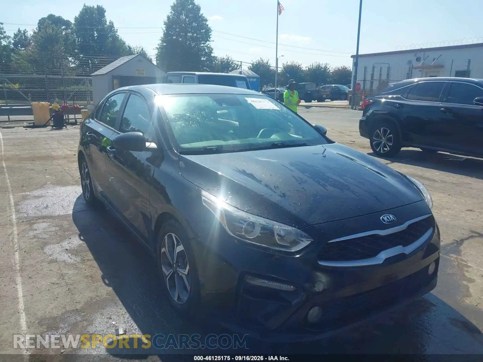 1 Photograph of a damaged car 3KPF24AD1ME408338 KIA FORTE 2021