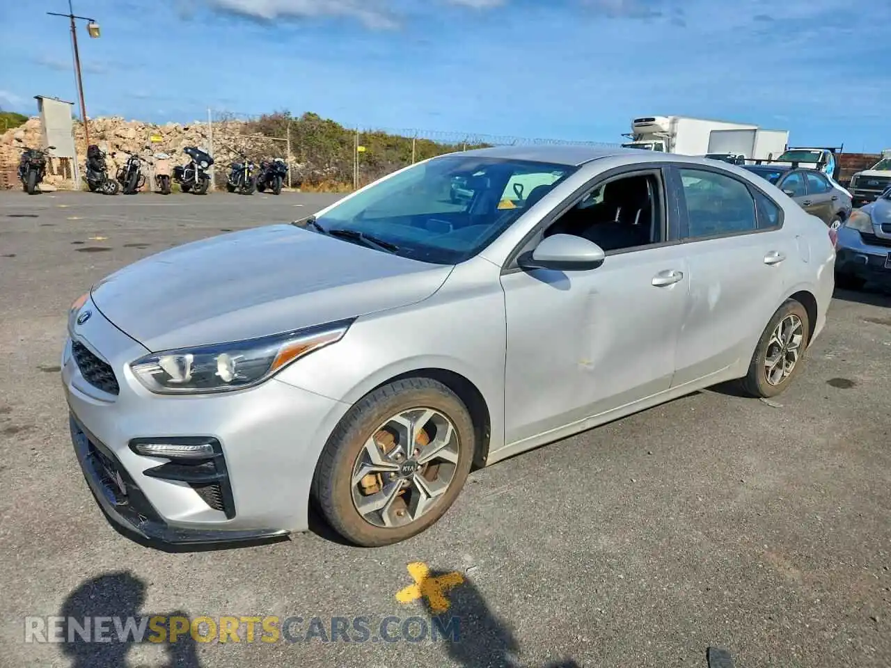 1 Photograph of a damaged car 3KPF24AD1ME414124 KIA FORTE 2021