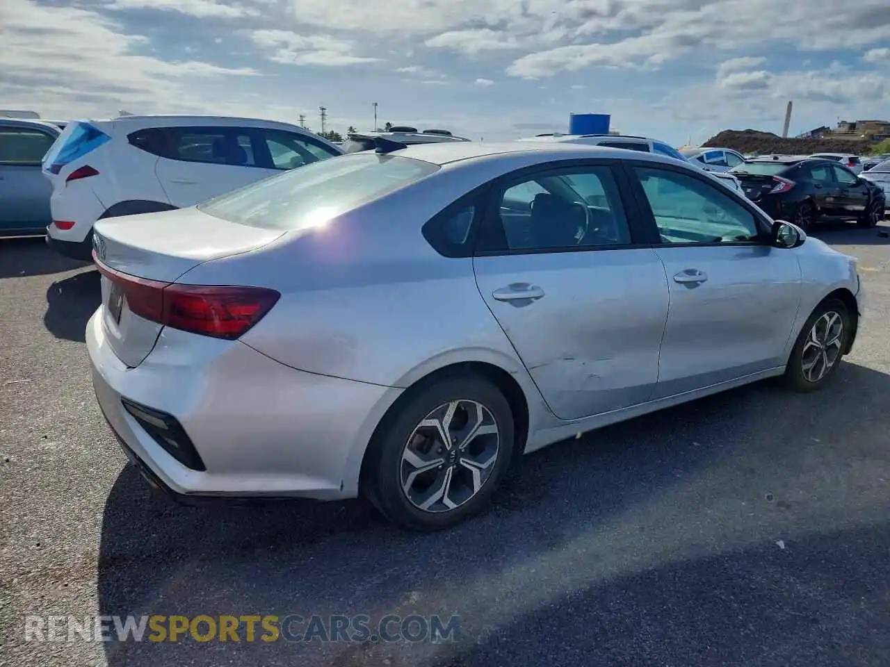 3 Photograph of a damaged car 3KPF24AD1ME414124 KIA FORTE 2021