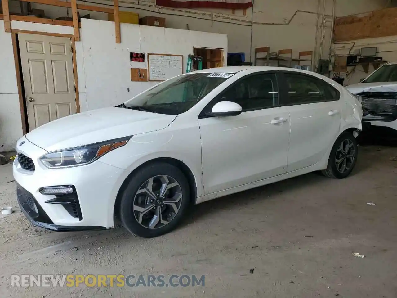 1 Photograph of a damaged car 3KPF24AD2ME264198 KIA FORTE 2021