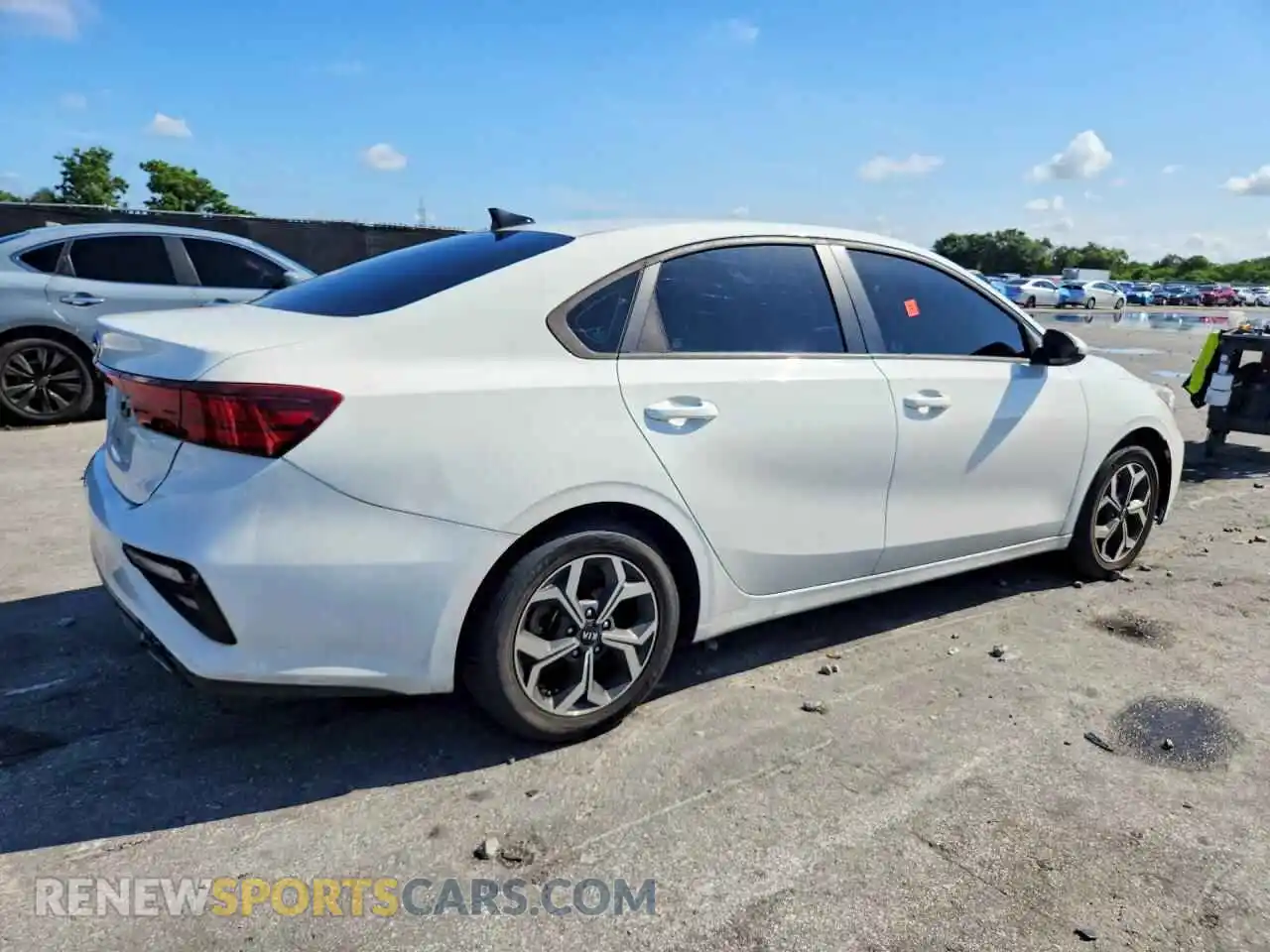 3 Photograph of a damaged car 3KPF24AD2ME266145 KIA FORTE 2021