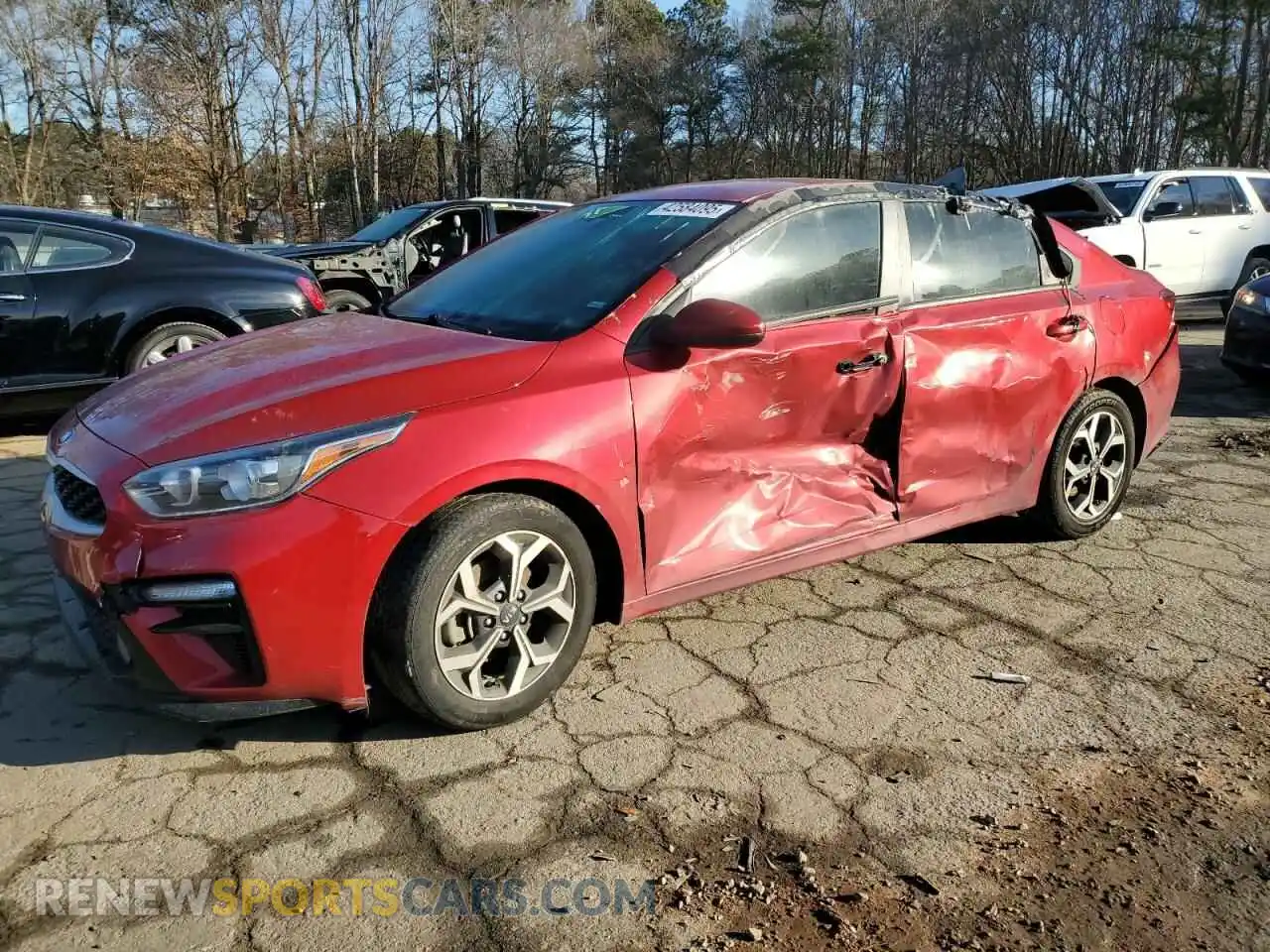 1 Photograph of a damaged car 3KPF24AD2ME266422 KIA FORTE 2021