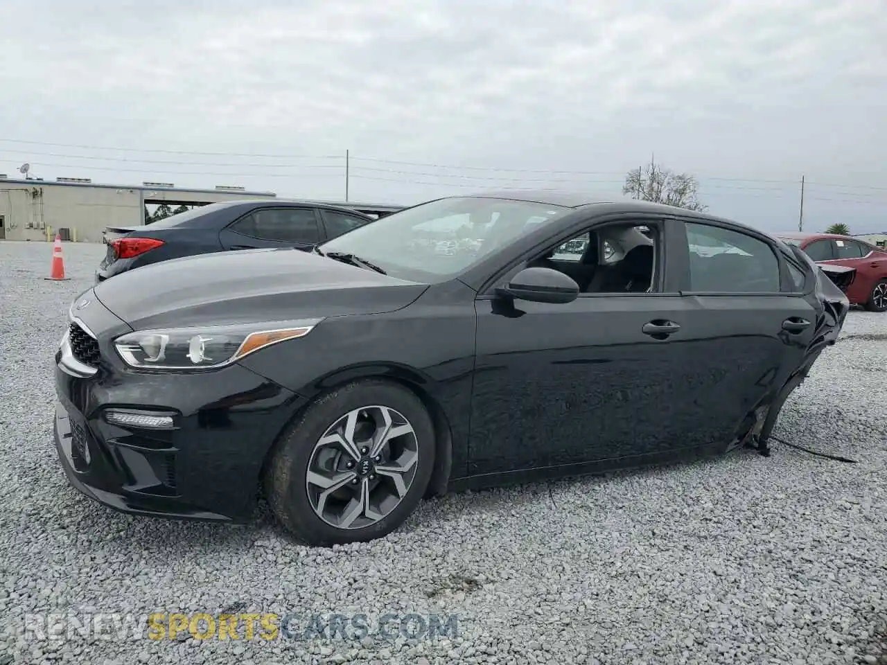 1 Photograph of a damaged car 3KPF24AD2ME283494 KIA FORTE 2021