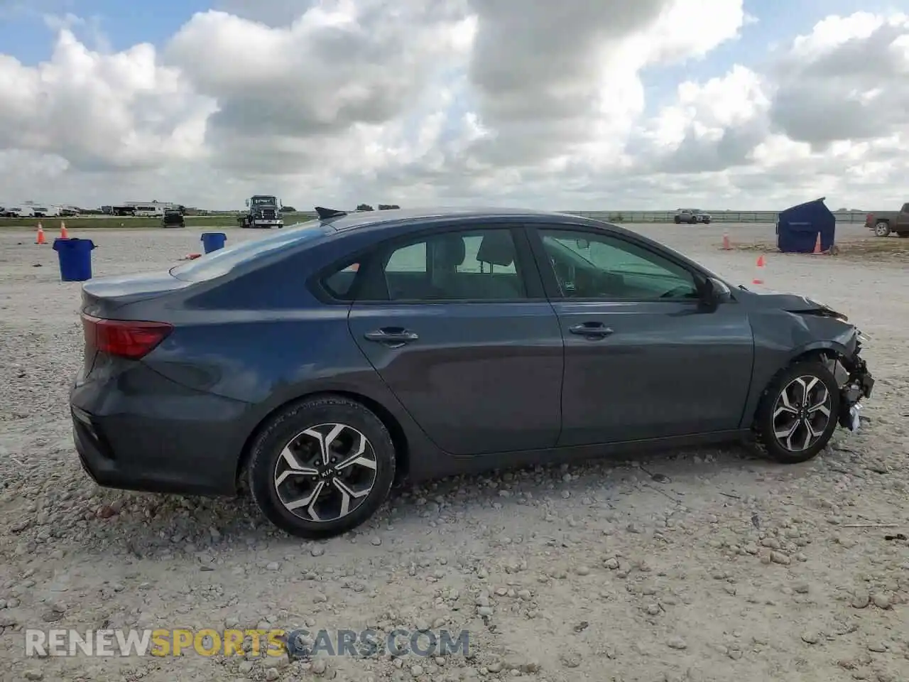 3 Photograph of a damaged car 3KPF24AD2ME289411 KIA FORTE 2021