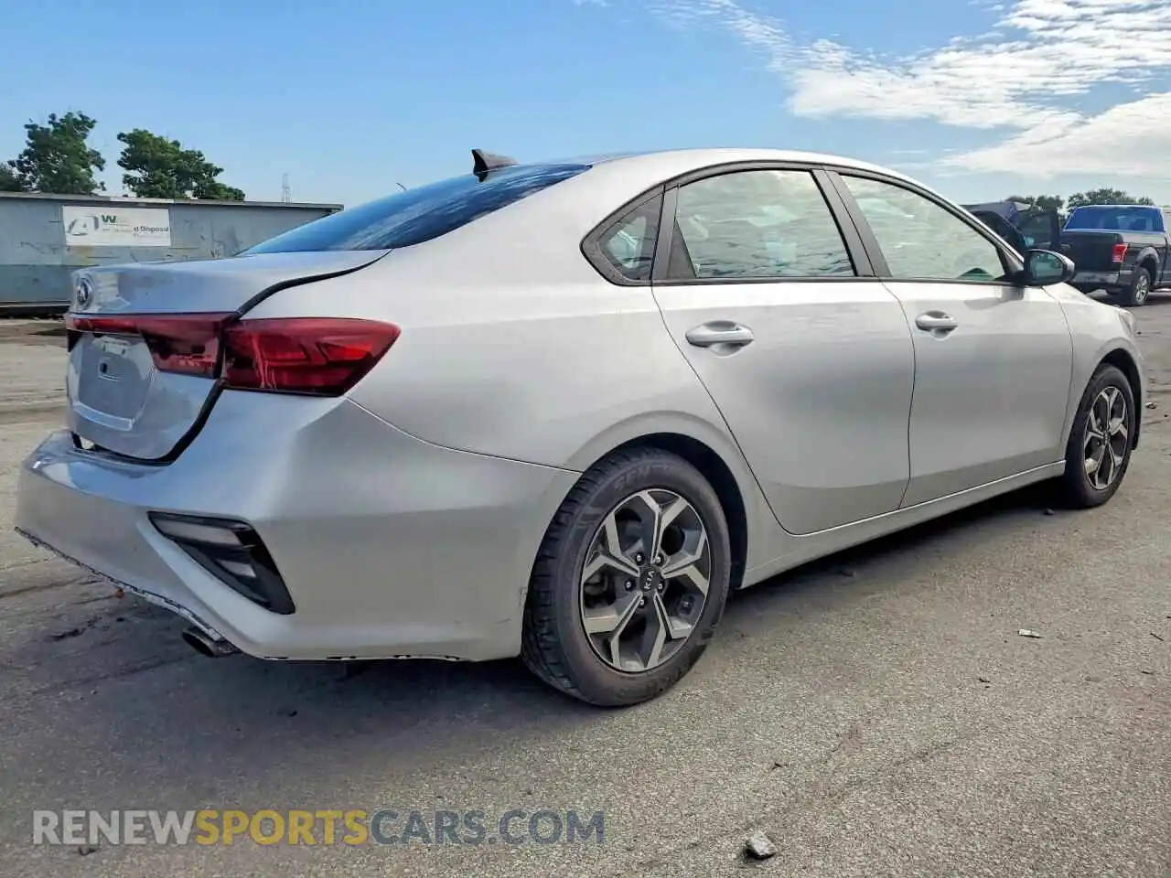 3 fotografías del automóvil dañado 3KPF24AD2ME292096 KIA FORTE 2021
