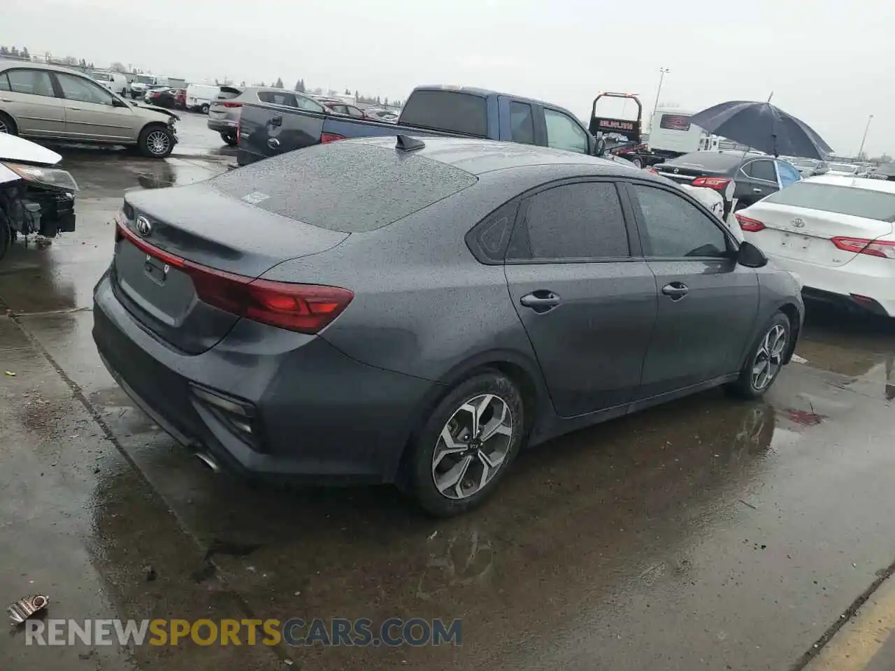 3 Photograph of a damaged car 3KPF24AD2ME299257 KIA FORTE 2021