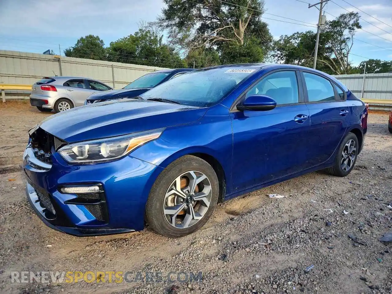 1 Photograph of a damaged car 3KPF24AD2ME328451 KIA FORTE 2021