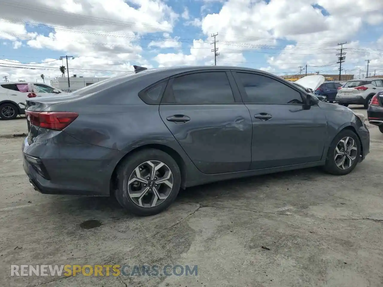 3 Photograph of a damaged car 3KPF24AD2ME335576 KIA FORTE 2021