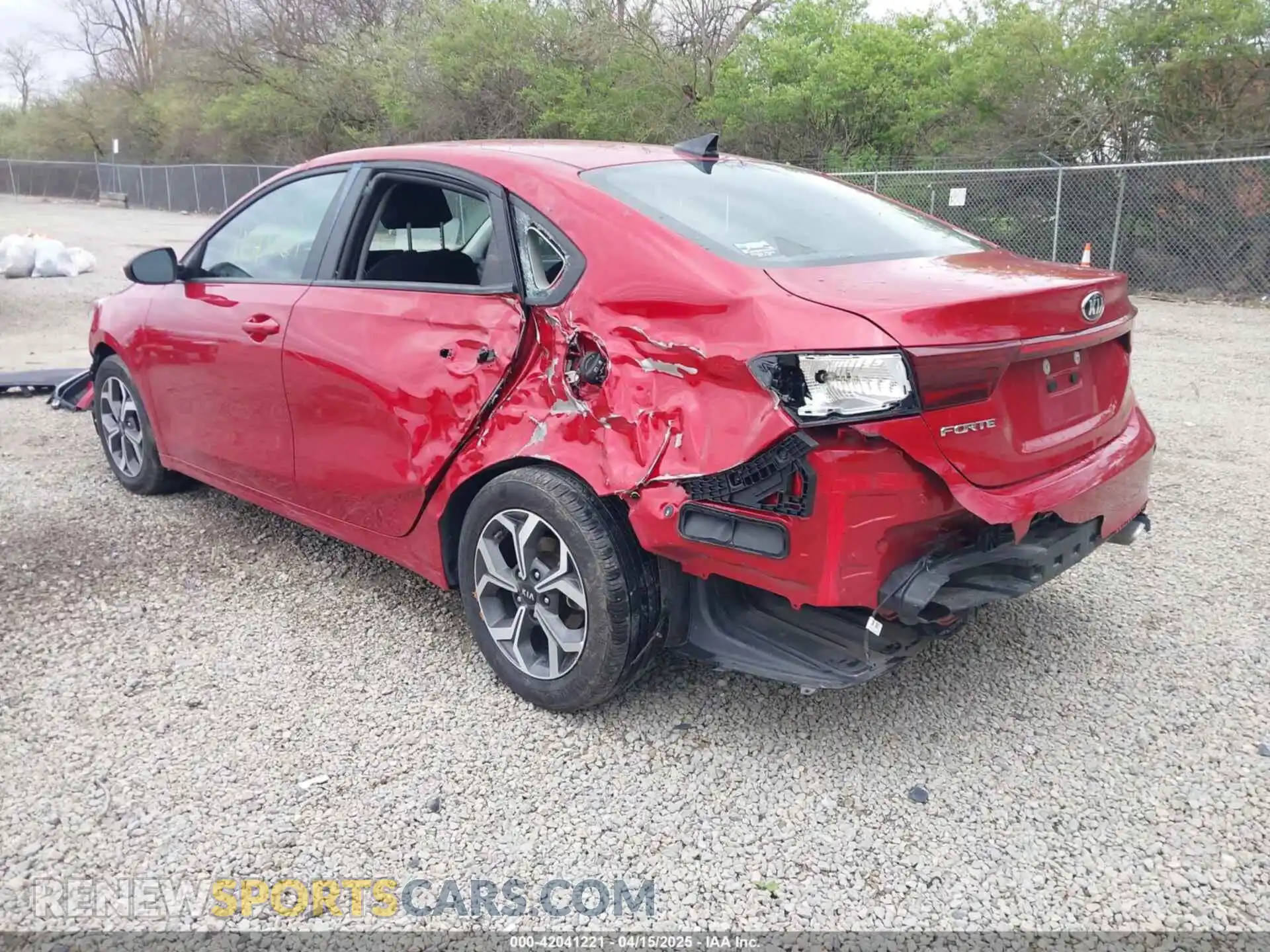 3 Photograph of a damaged car 3KPF24AD2ME338073 KIA FORTE 2021