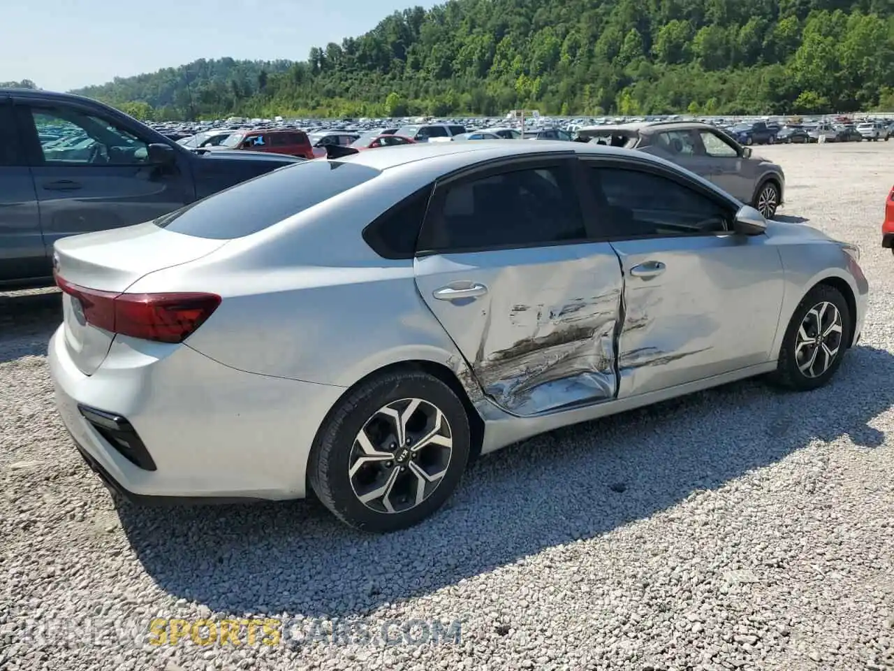 3 Photograph of a damaged car 3KPF24AD2ME341474 KIA FORTE 2021