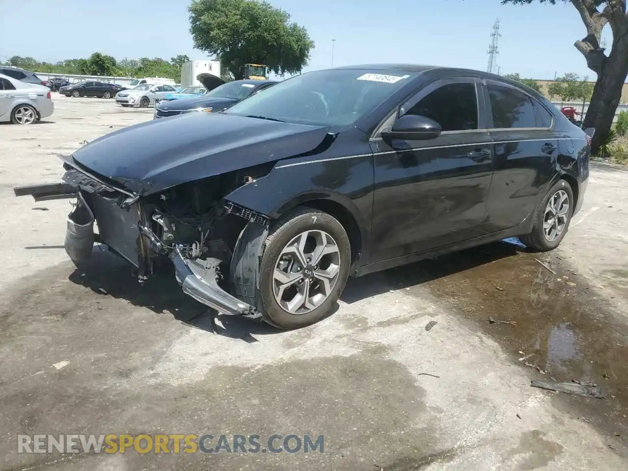 1 Photograph of a damaged car 3KPF24AD2ME345525 KIA FORTE 2021