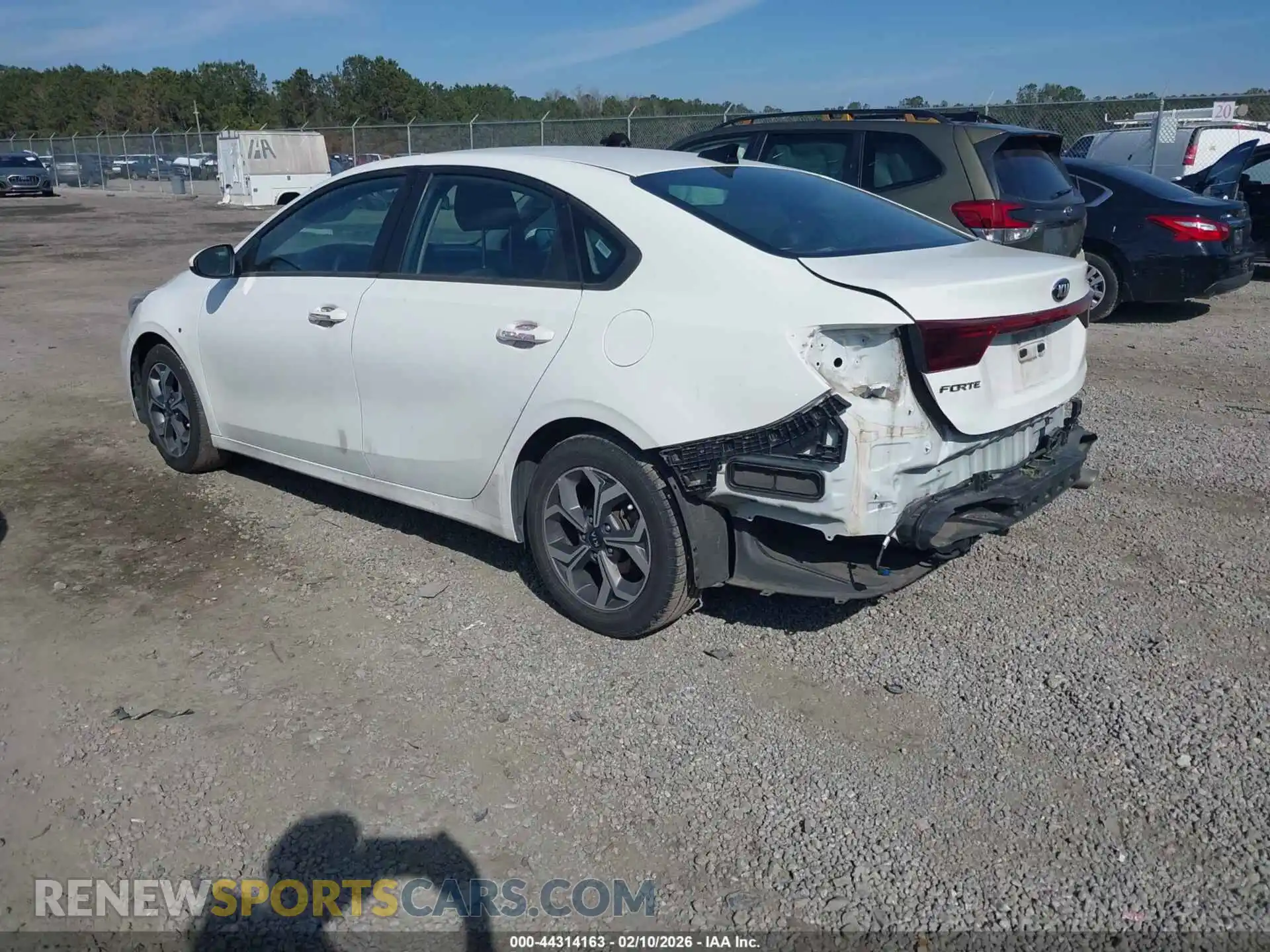 3 Photograph of a damaged car 3KPF24AD2ME352927 KIA FORTE 2021