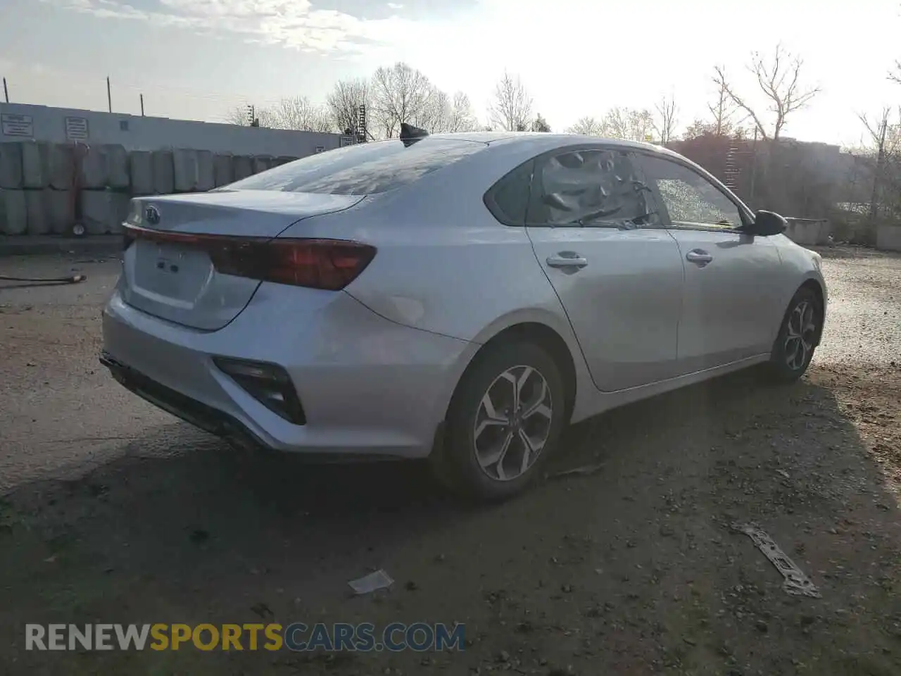 3 Photograph of a damaged car 3KPF24AD2ME376192 KIA FORTE 2021