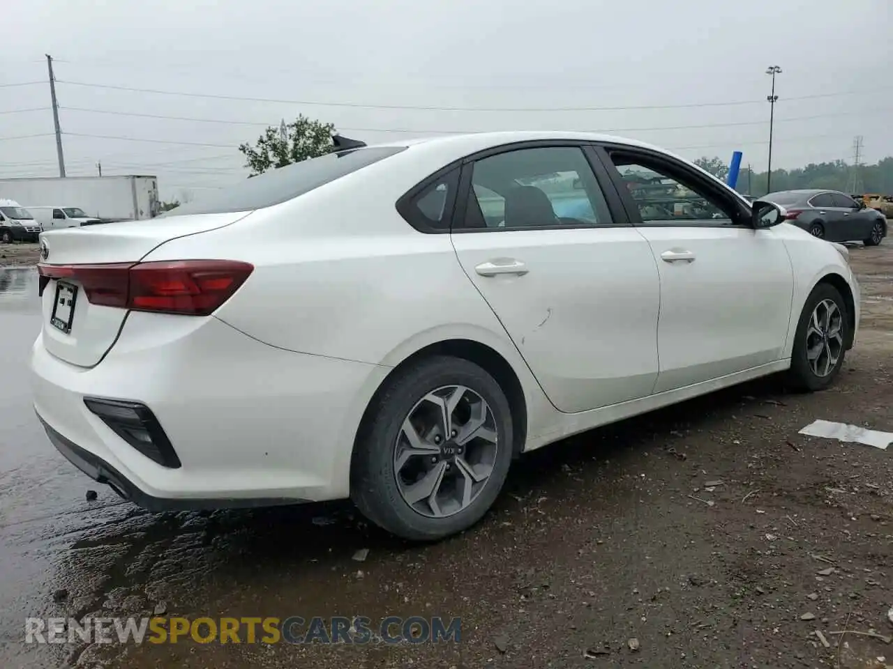 3 Photograph of a damaged car 3KPF24AD2ME378041 KIA FORTE 2021