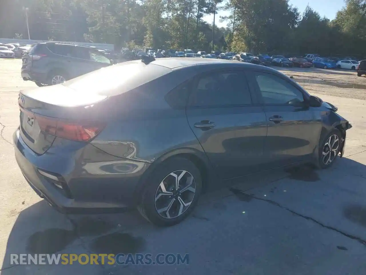 3 Photograph of a damaged car 3KPF24AD2ME389508 KIA FORTE 2021