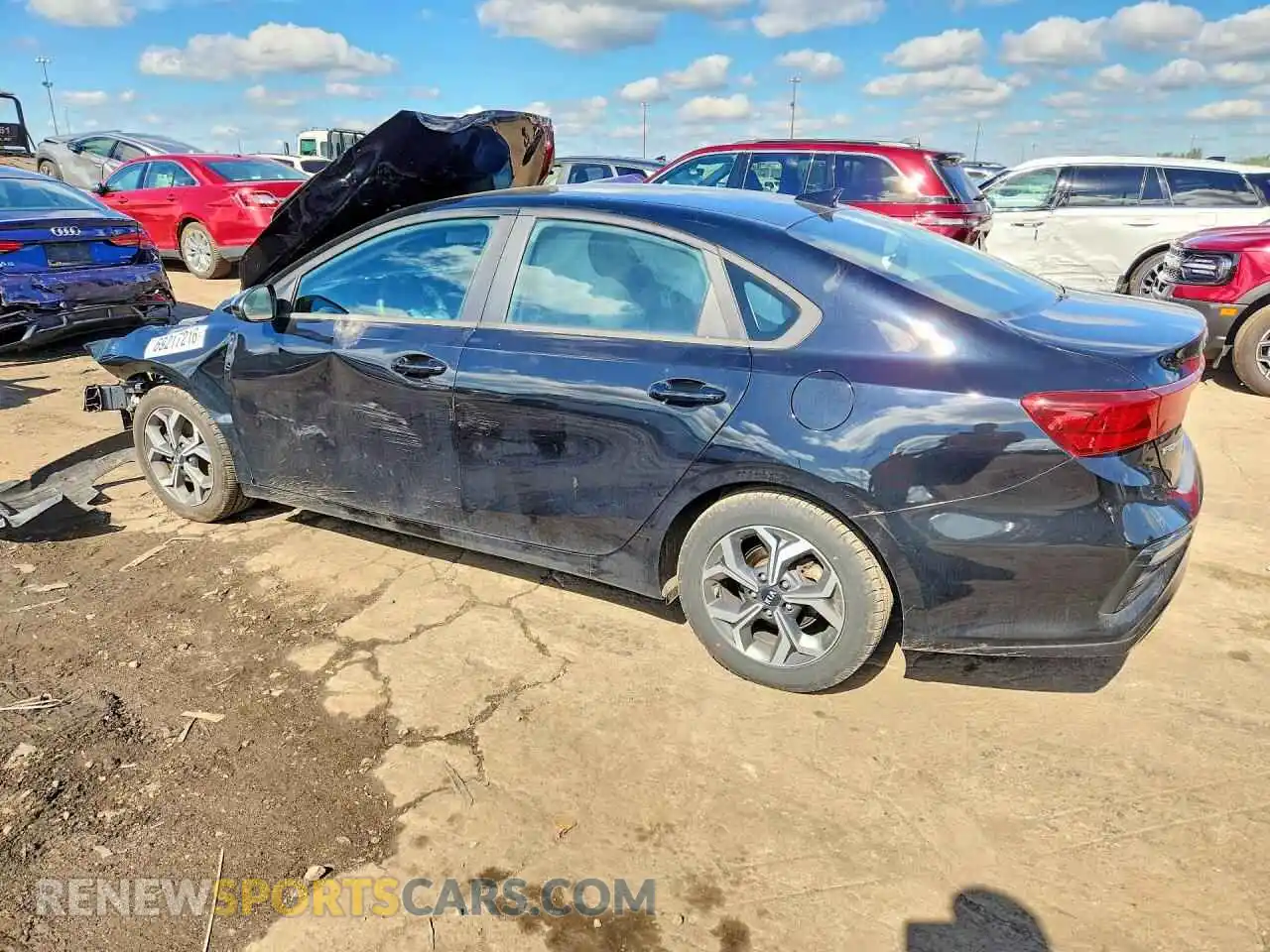 2 Фотография поврежденного автомобиля 3KPF24AD2ME393316 KIA FORTE 2021