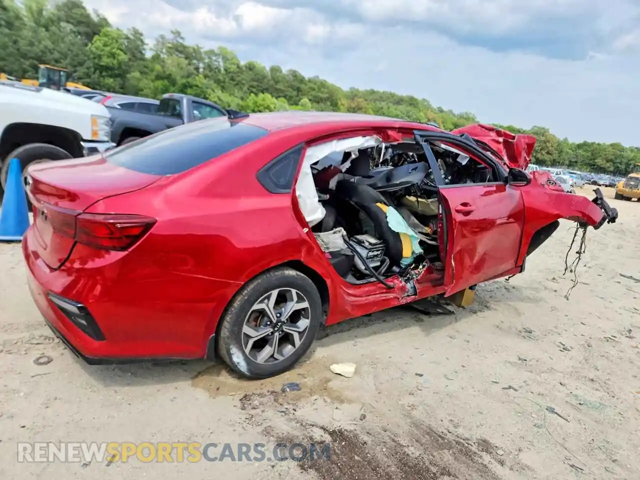 3 fotografías del automóvil dañado 3KPF24AD3ME283763 KIA FORTE 2021
