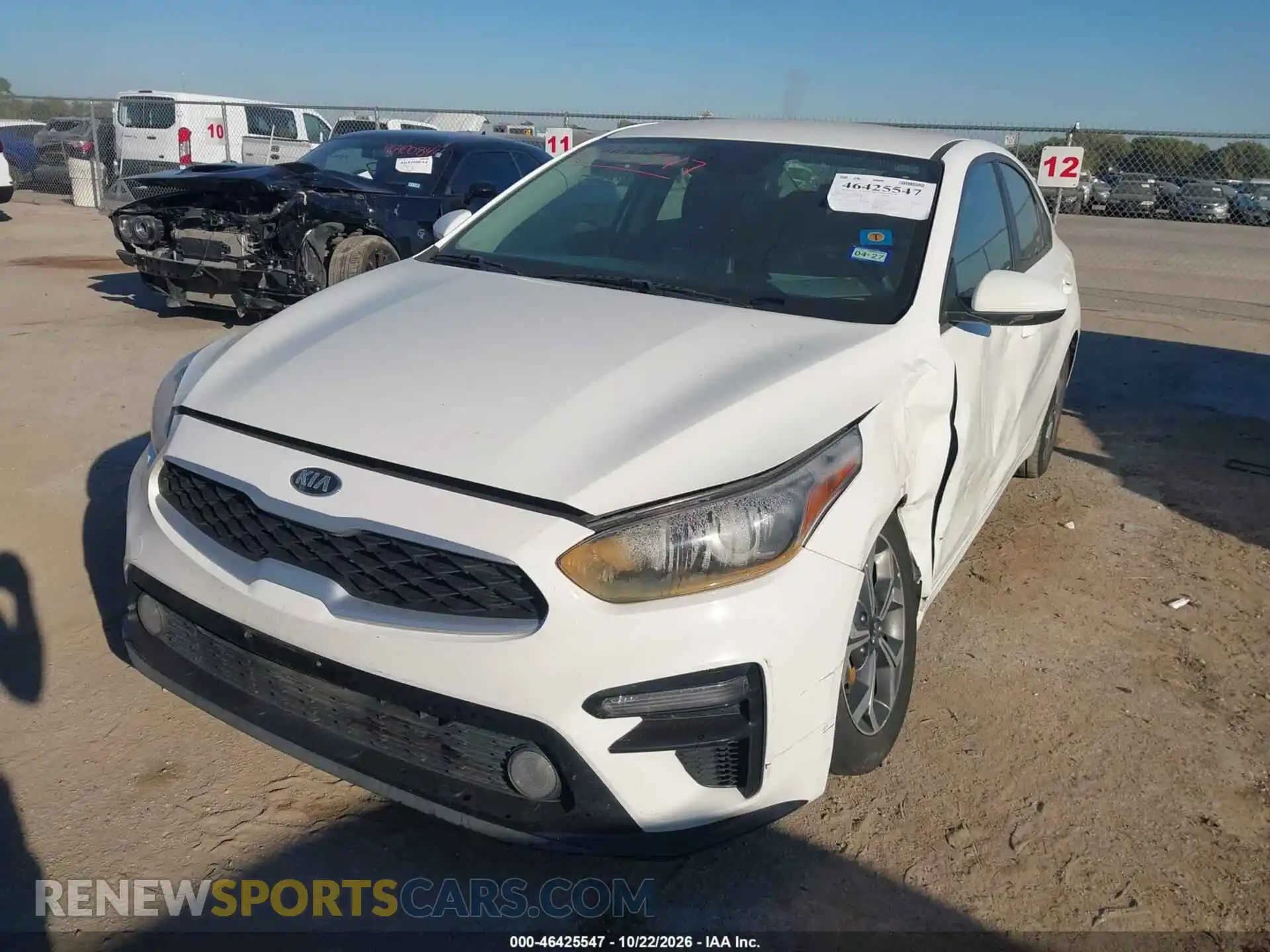 2 fotografías del automóvil dañado 3KPF24AD3ME312520 KIA FORTE 2021