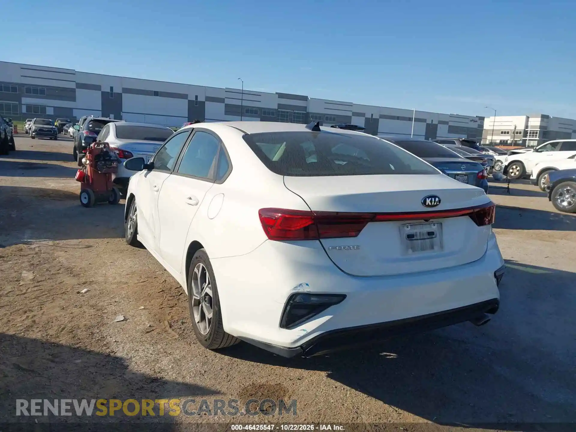3 fotografías del automóvil dañado 3KPF24AD3ME312520 KIA FORTE 2021