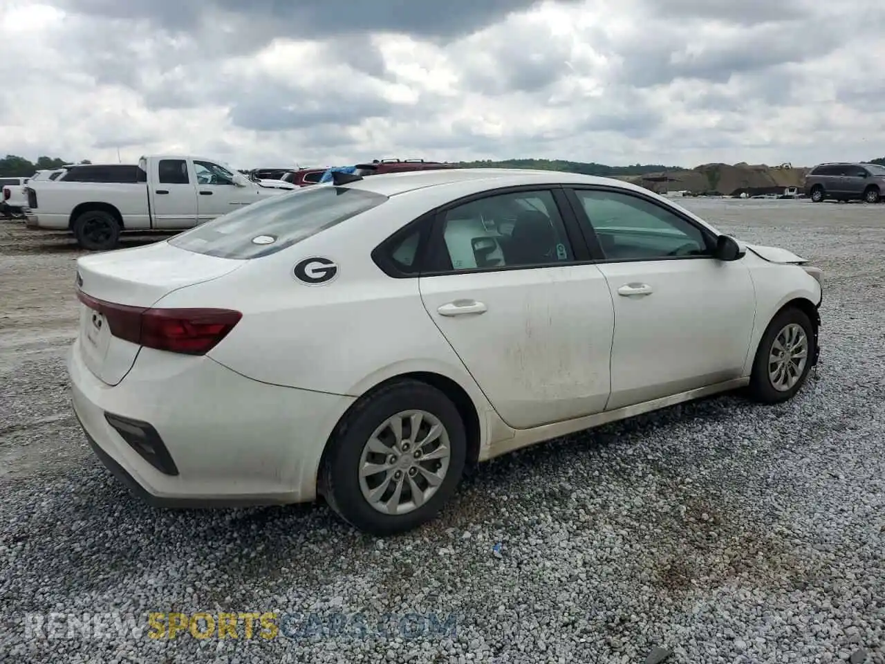 3 Фотография поврежденного автомобиля 3KPF24AD3ME323226 KIA FORTE 2021
