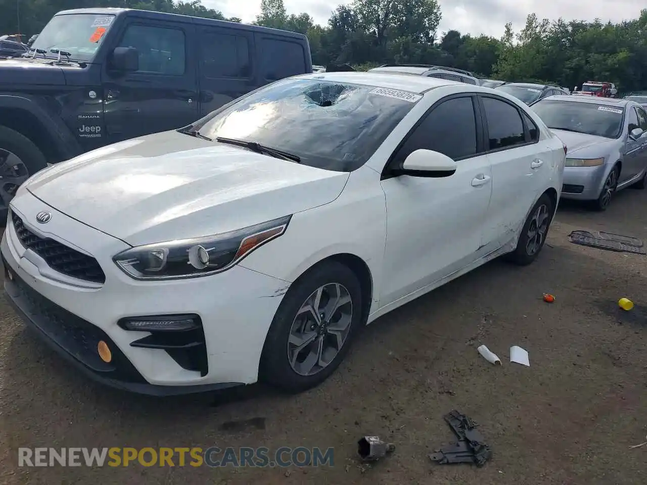 1 Photograph of a damaged car 3KPF24AD3ME358025 KIA FORTE 2021