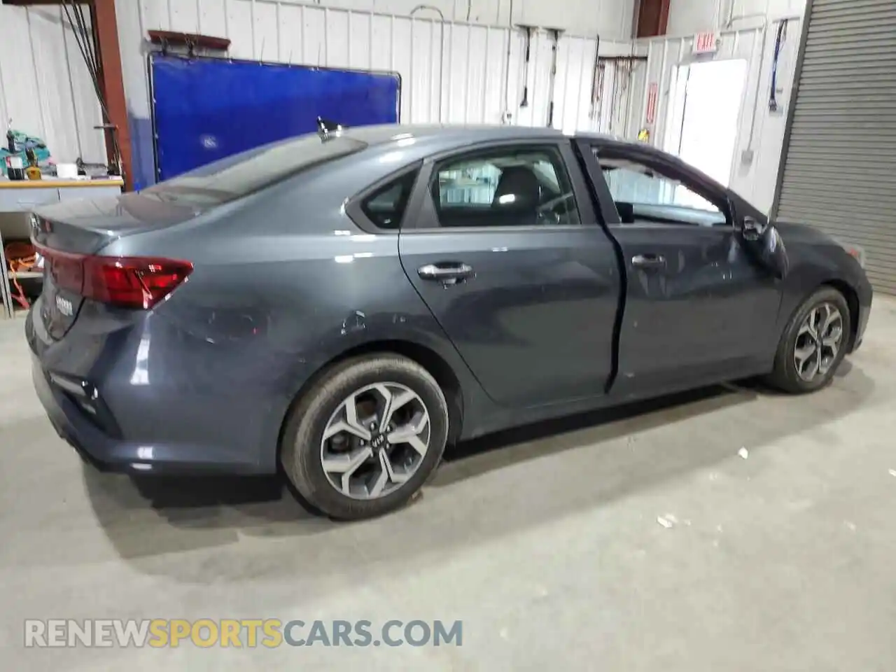 3 Photograph of a damaged car 3KPF24AD3ME364021 KIA FORTE 2021