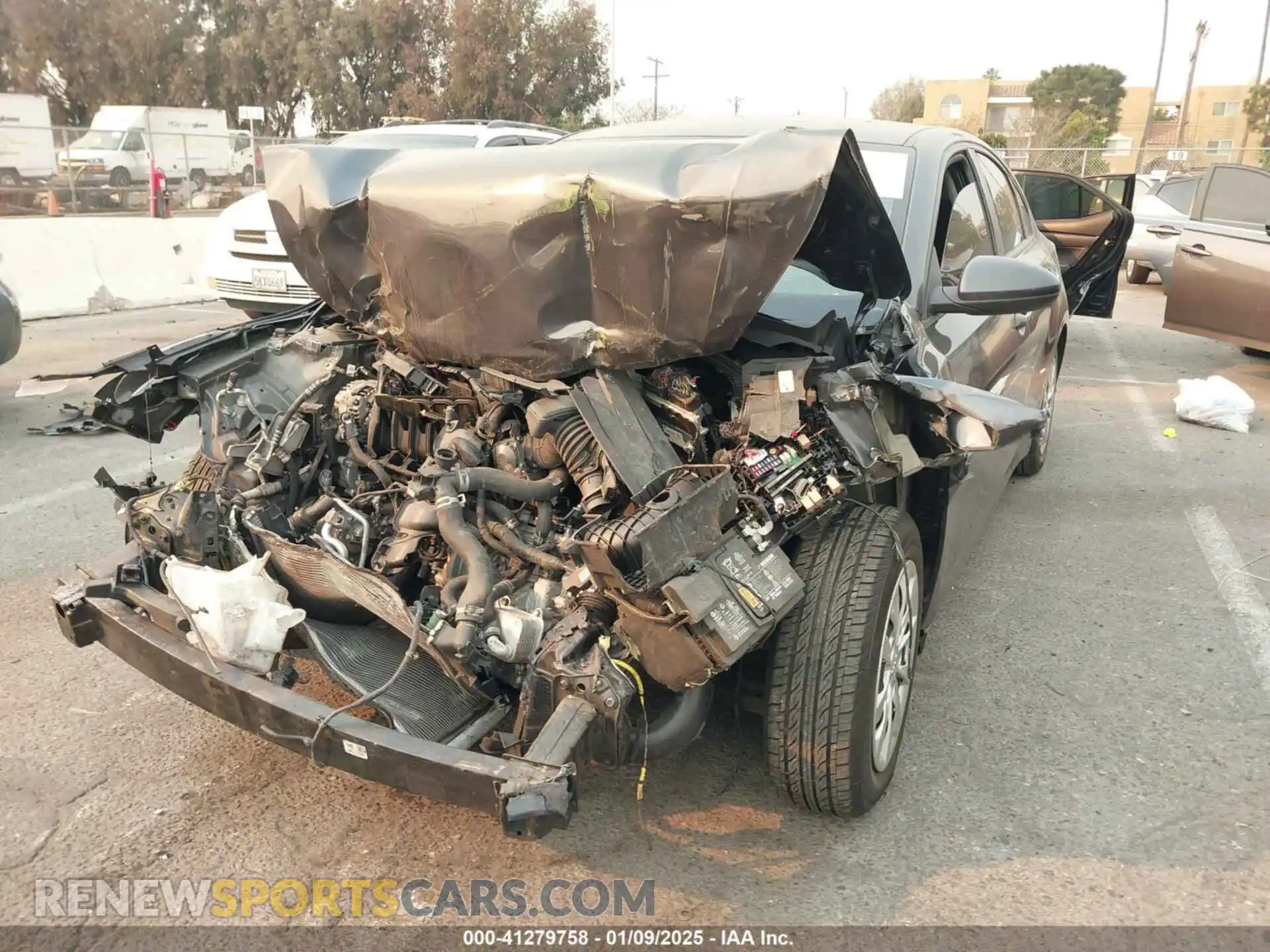 2 fotografías del automóvil dañado 3KPF24AD3ME394653 KIA FORTE 2021