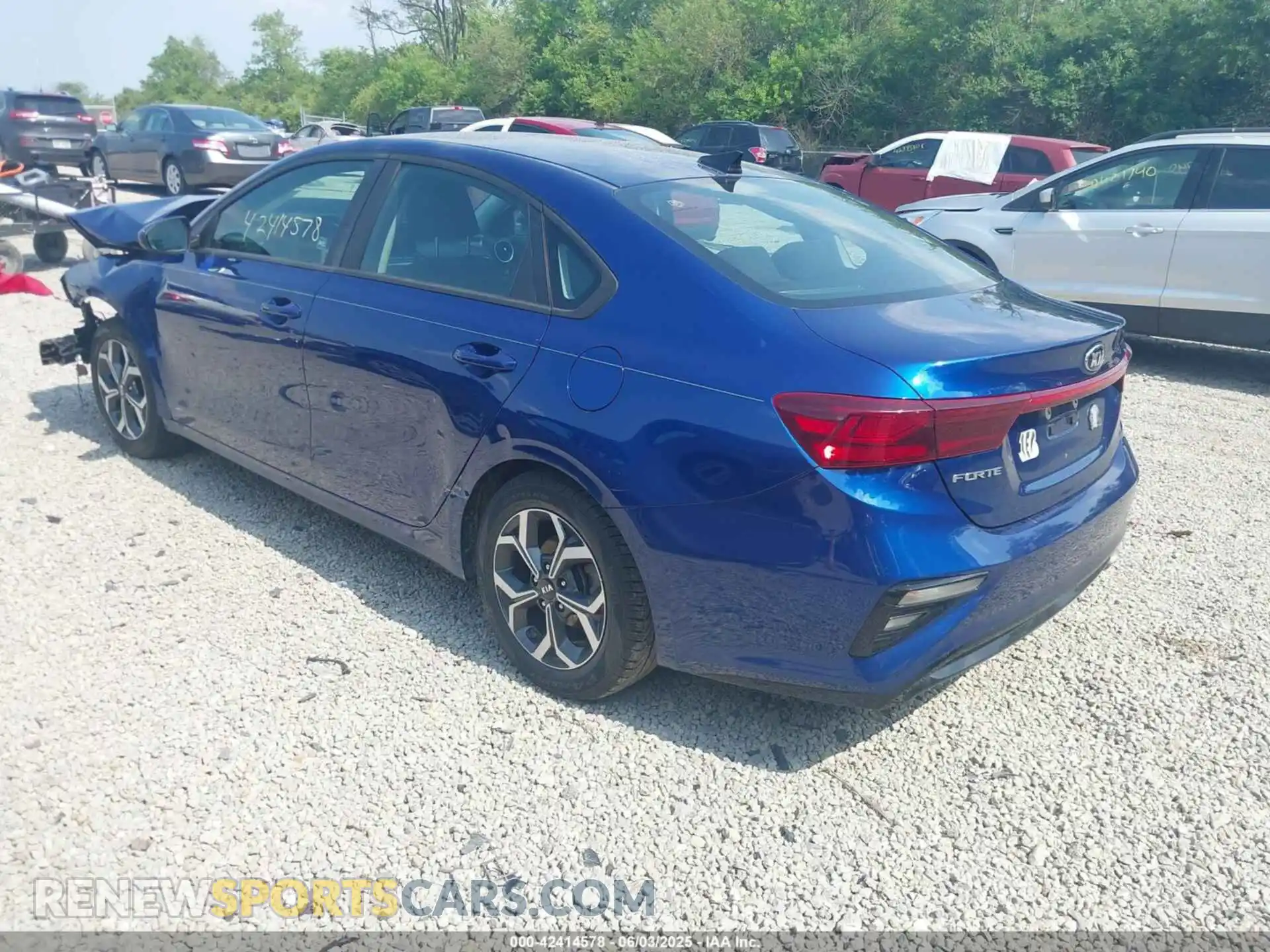 3 Photograph of a damaged car 3KPF24AD4ME283299 KIA FORTE 2021