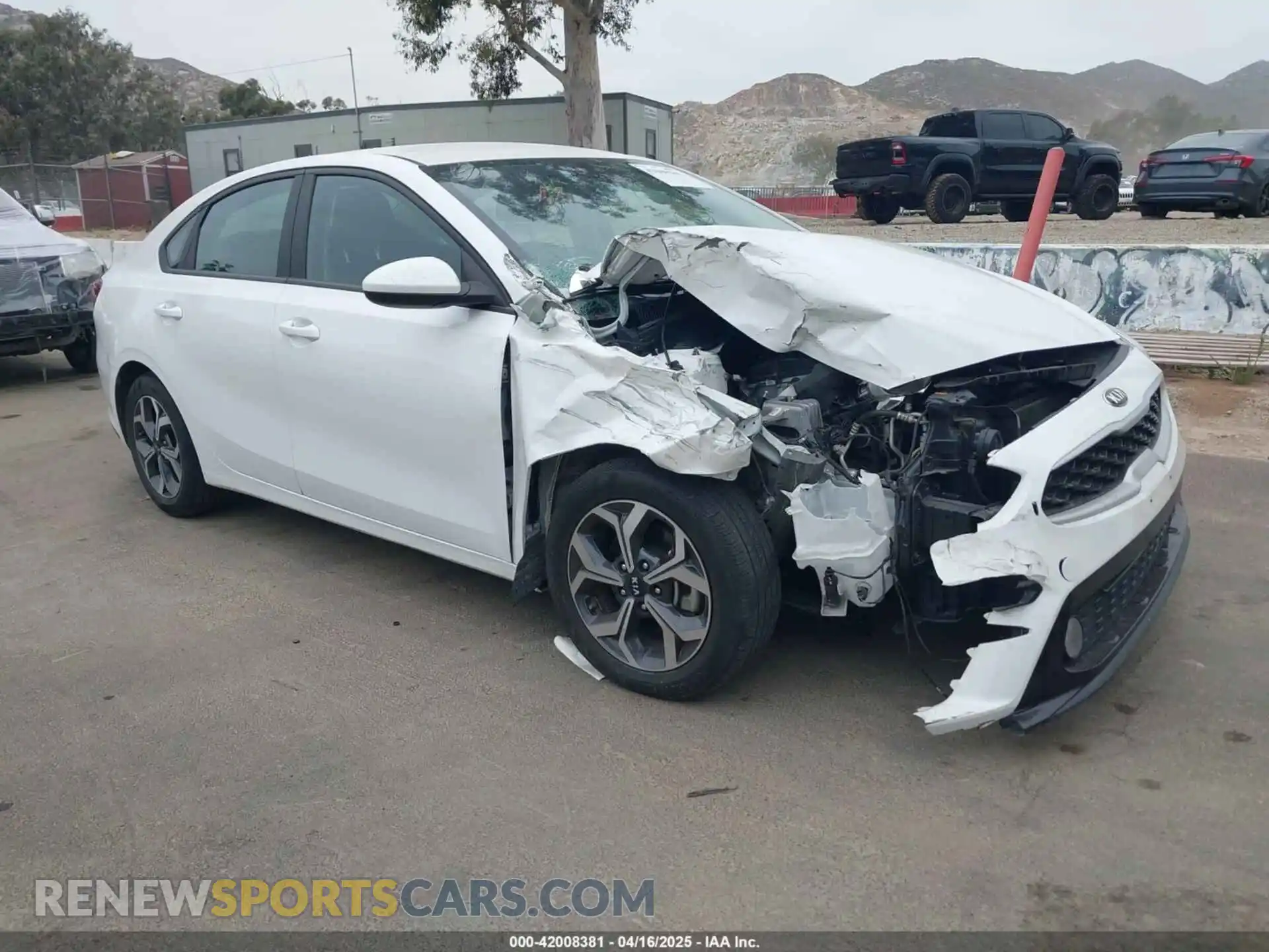 1 Photograph of a damaged car 3KPF24AD4ME286235 KIA FORTE 2021